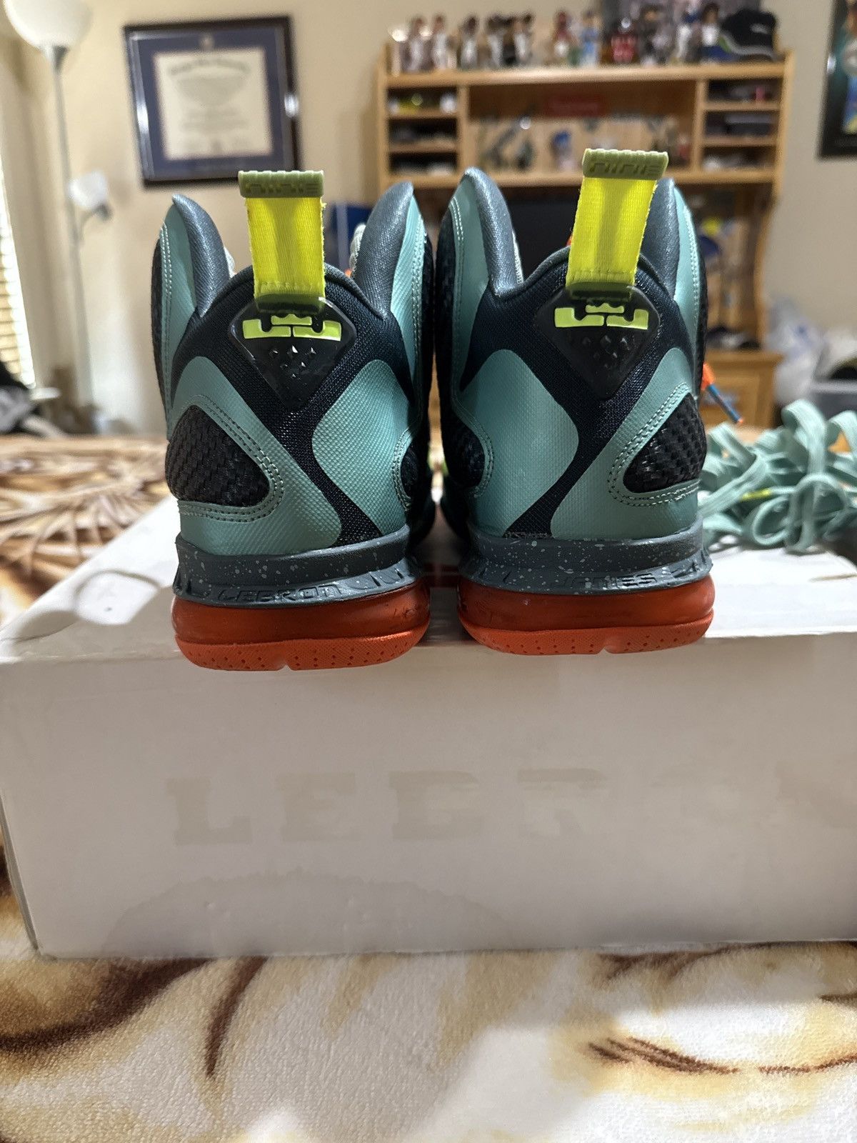 Nike NIKE LEBRON 9 CANNON OG Size US 9 / EU 42 - 7 Thumbnail