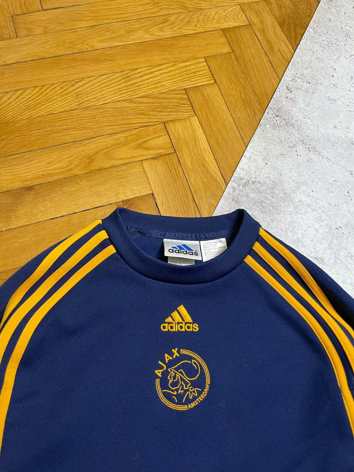 Adidas Vintage 90s Adidas Ajax Amsterdam football Sweatshirt Size US S / EU 44-46 / 1 - 5 Thumbnail