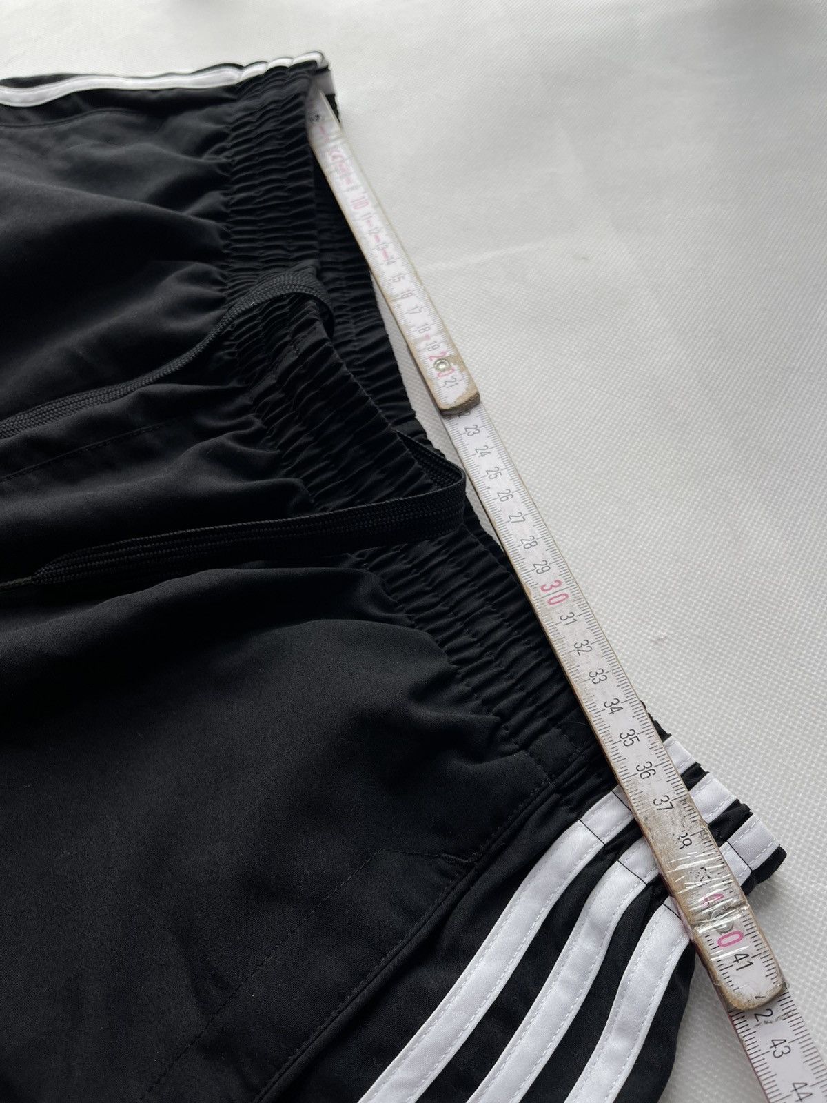Vintage Vintage Y2K Adidas Pinterest Shorts Streetwear 90s Size US 32 / EU 48 - 16 Thumbnail