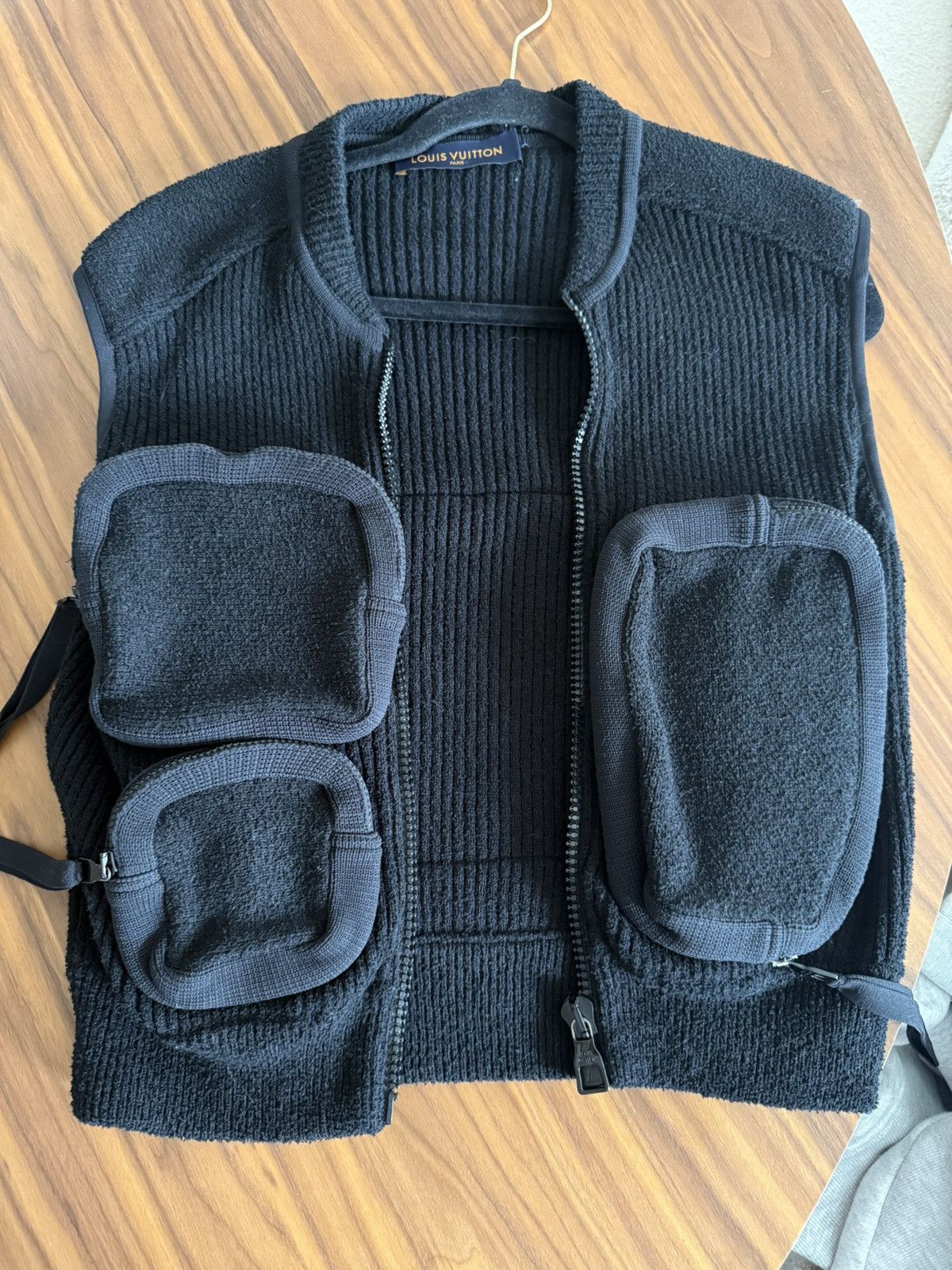 Louis Vuitton LOUIS VUITTON 3D mulitply Pockets Vest SS19 Size 40R - 1 Thumbnail