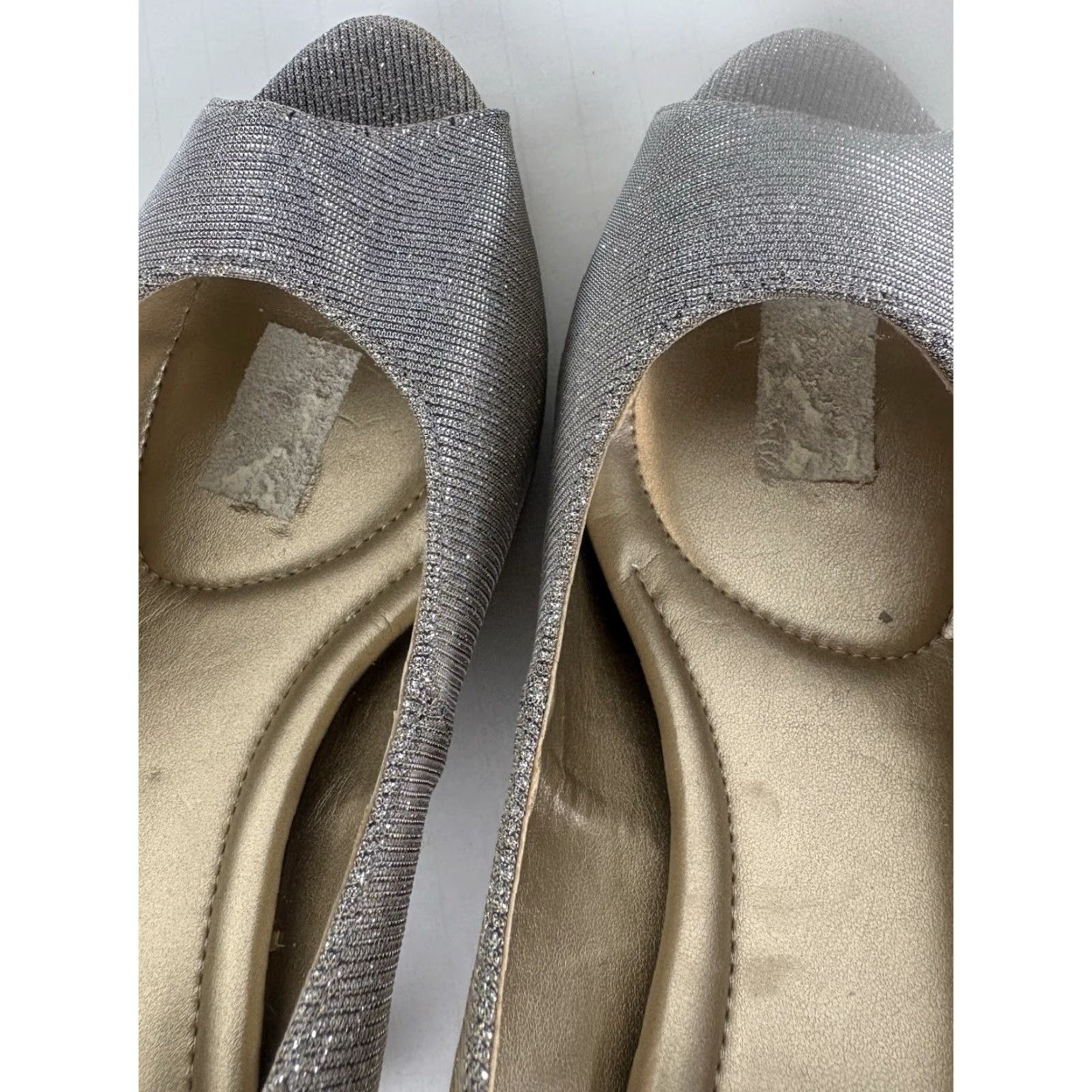 Vintage VINTAGE Kelly & Katie Women's Open Toe Heels Size 9.5 Silver Gold Stiletto Dress Shoe Size US 9.5 / IT 39.5 - 6 Thumbnail