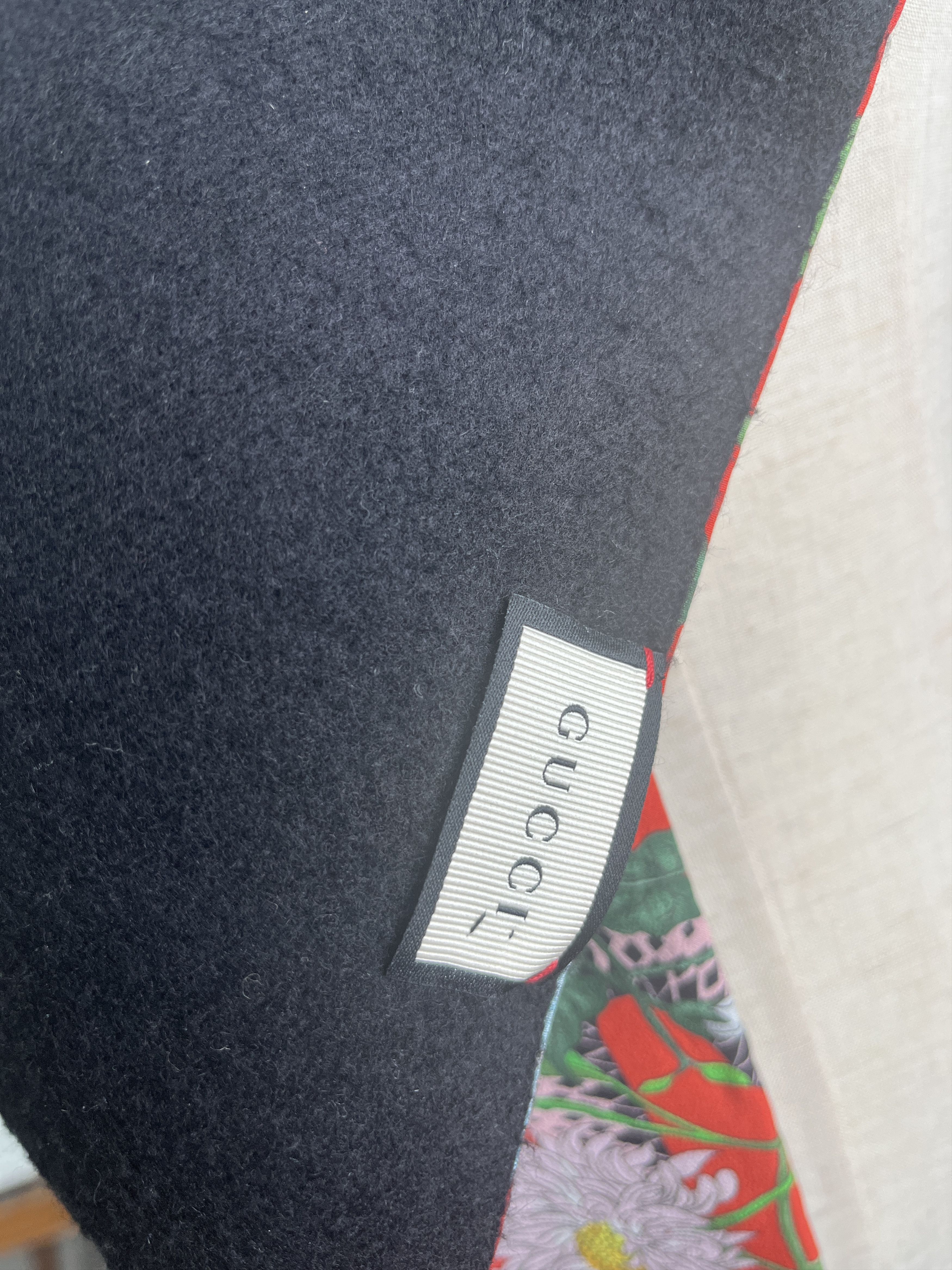 Gucci Gucci Black Cashmere Colourful Print 2-Way Silk Scarf Size ONE SIZE - 3 Thumbnail