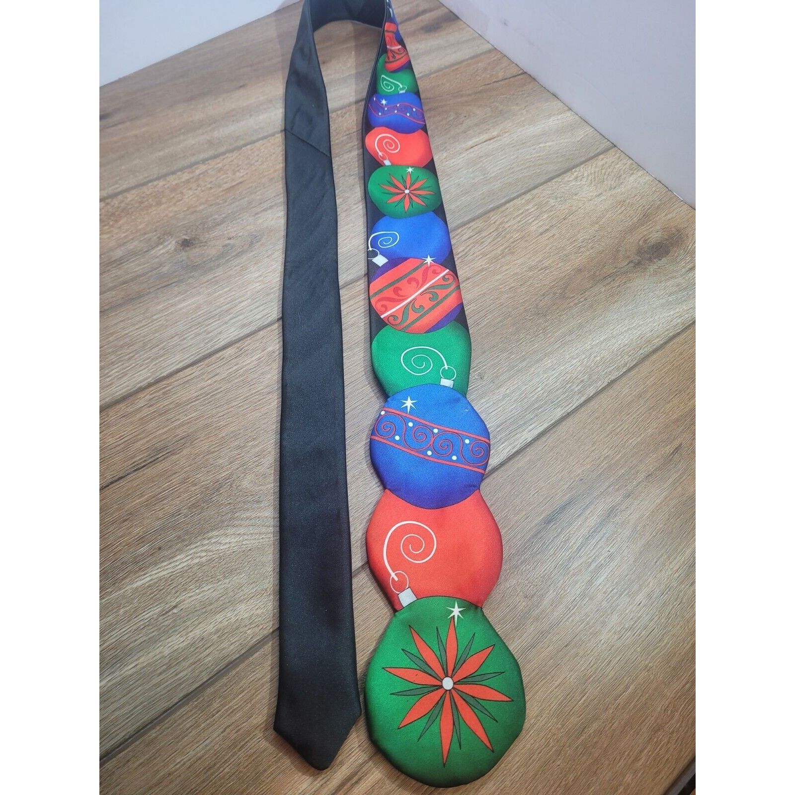 & Other Stories Men's Red Neck Tie Christmas Ornament Holiday Necktie Size 44 - 6 Thumbnail