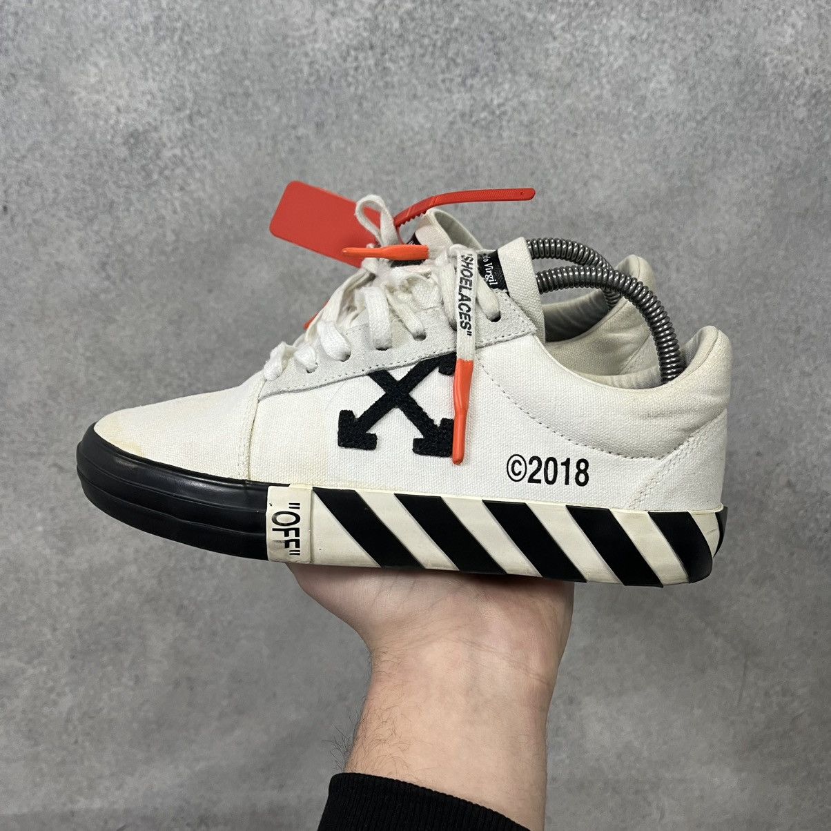 Off-White Off White Vulcanized Sneaker Size US 5.5 / EU 38 - 4 Thumbnail