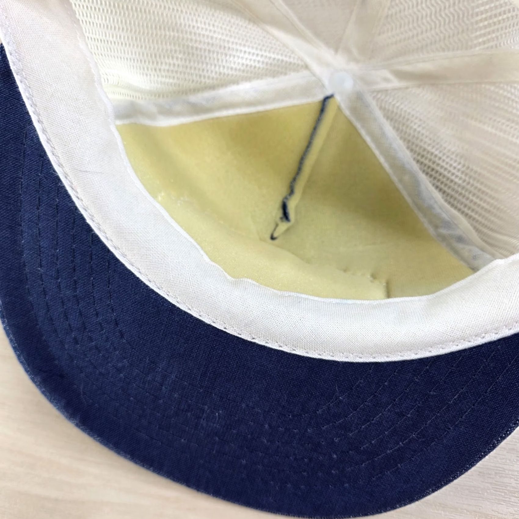 Vintage VINTAGE Cardinal Quarter Horse Wisconsin Snapback Trucker Hat Deadstock one size Adult Men White Adjustable Horse Theme Spring Summer Size ONE SIZE - 7 Thumbnail