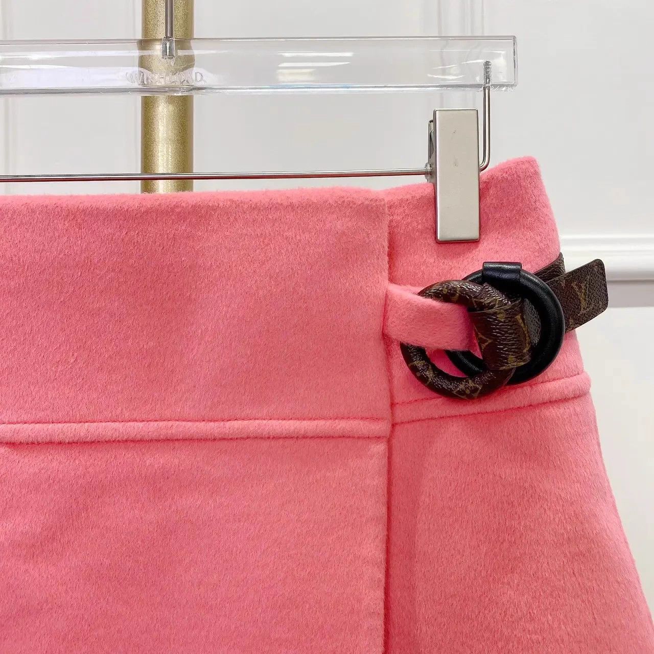 Louis Vuitton Louis Vuitton women's pink skirt 38 Size 27" / US 4 / IT 40 - 3 Thumbnail