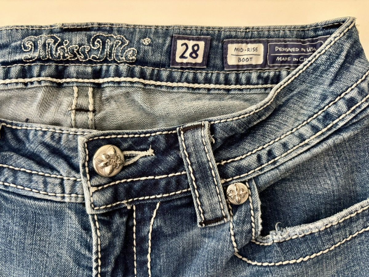 Miss Me Y2K Miss Me Mid-Rise Bootcut Jeans Size 28" / US 6 / IT 42 - 6 Thumbnail