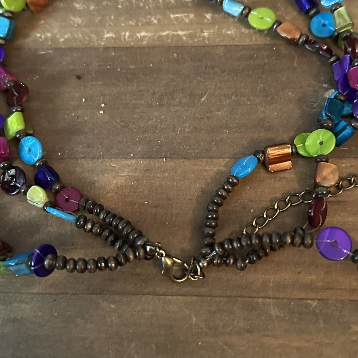 Other Layered triple strand multicolored dyed shell chip necklace Size ONE SIZE - 5 Thumbnail