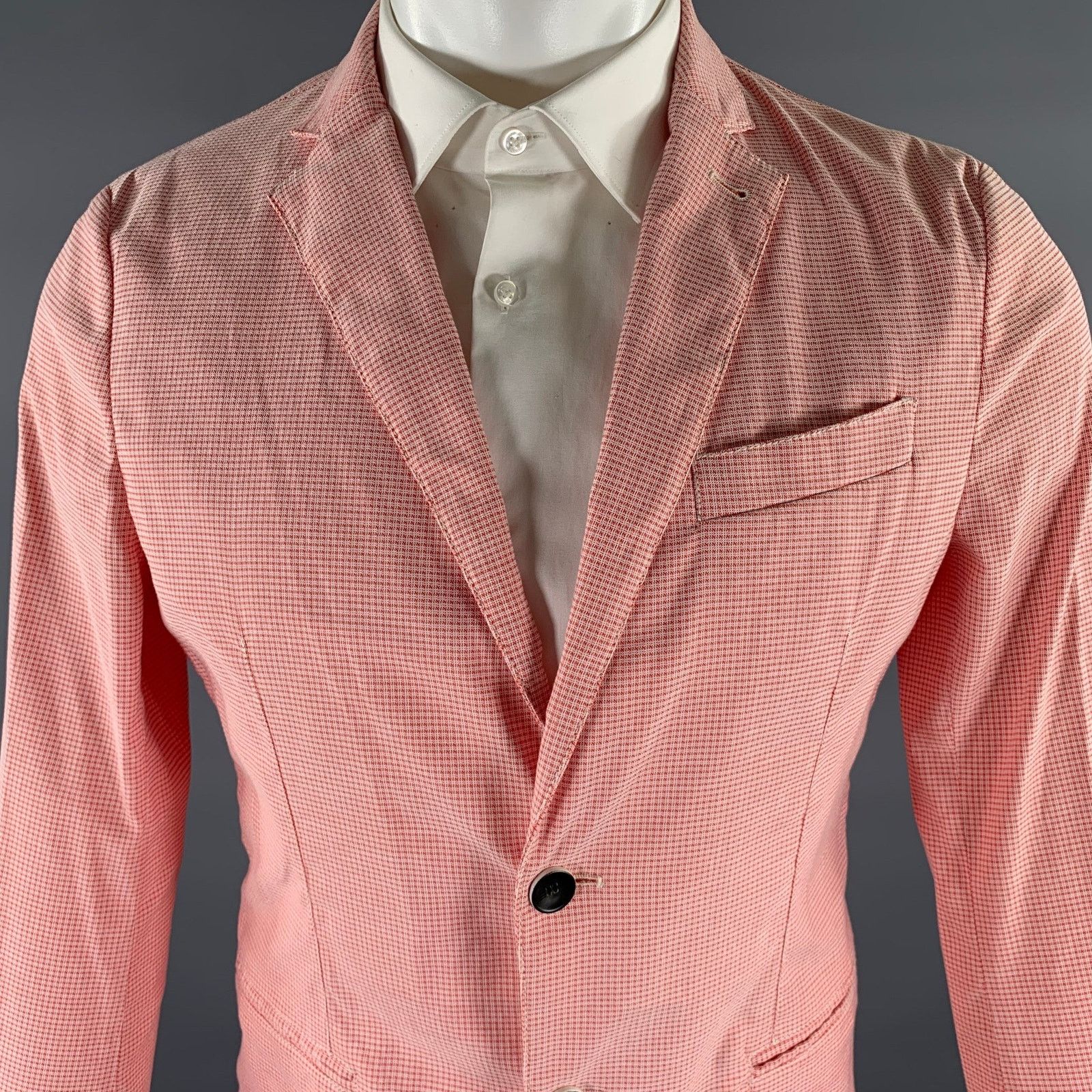 Armani Collezioni ARMANI COLLEZIONI 38 Red White Grid Cotton Blend Sport Coat Size 38R - 2 Thumbnail