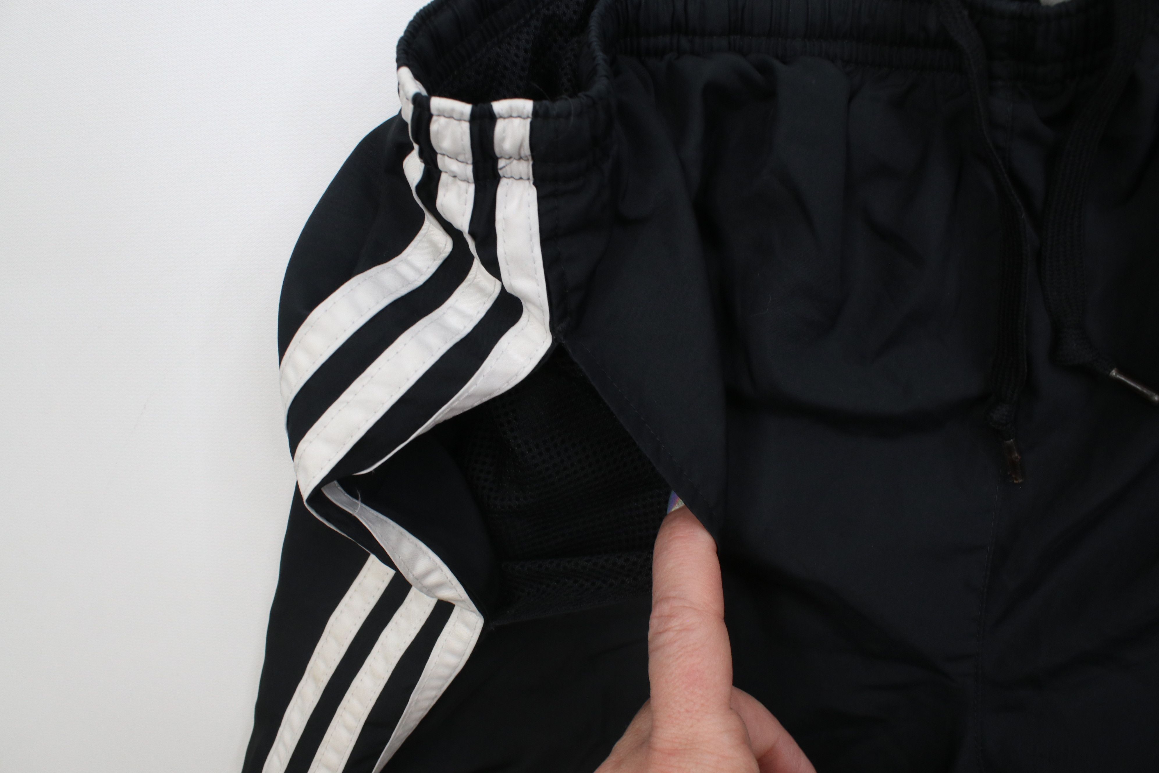 Adidas Vintage Y2K 2005 Adidas Wide Leg Windbreaker Pants Black Size US 36 / EU 52 - 10 Thumbnail