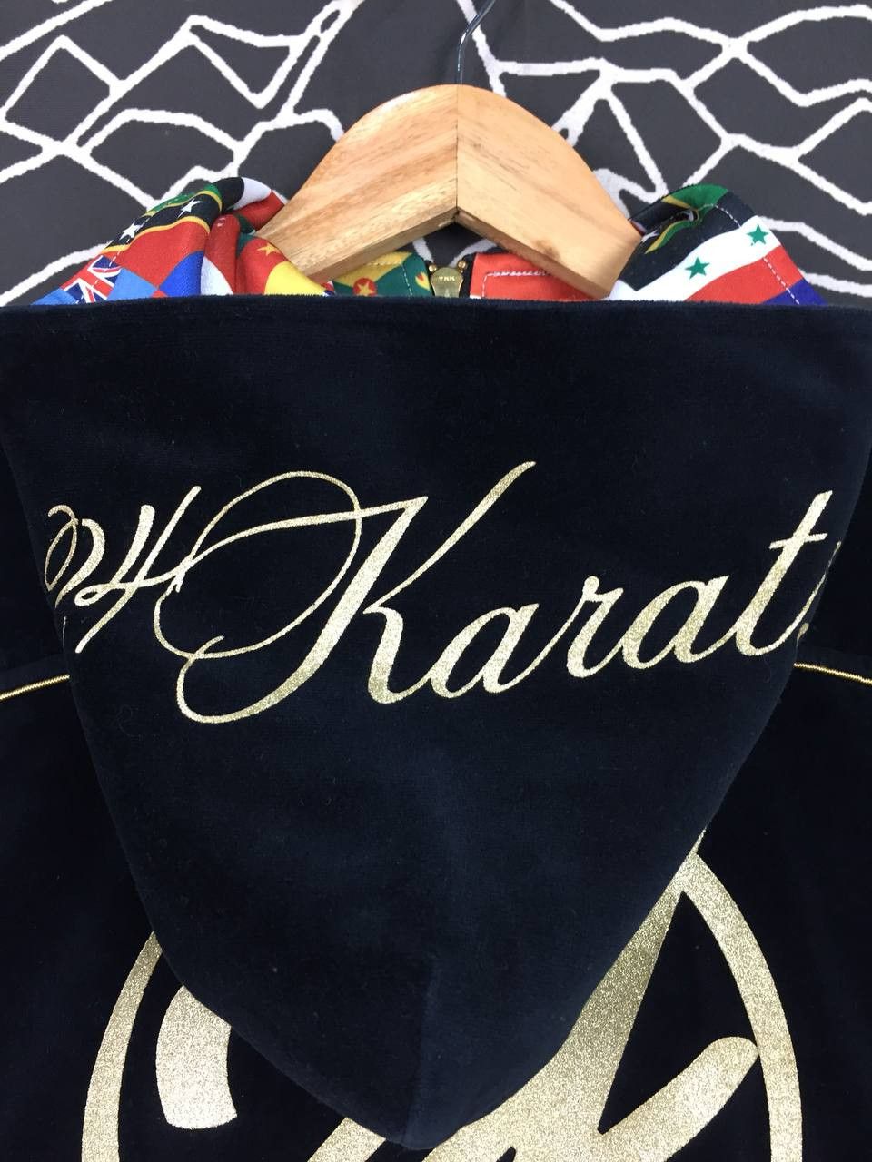 Japanese Brand 24 Karats Gold Diggers x Exile Tribe Velvet Hoodie Size 150 Size US S / EU 44-46 / 1 - 10 Thumbnail
