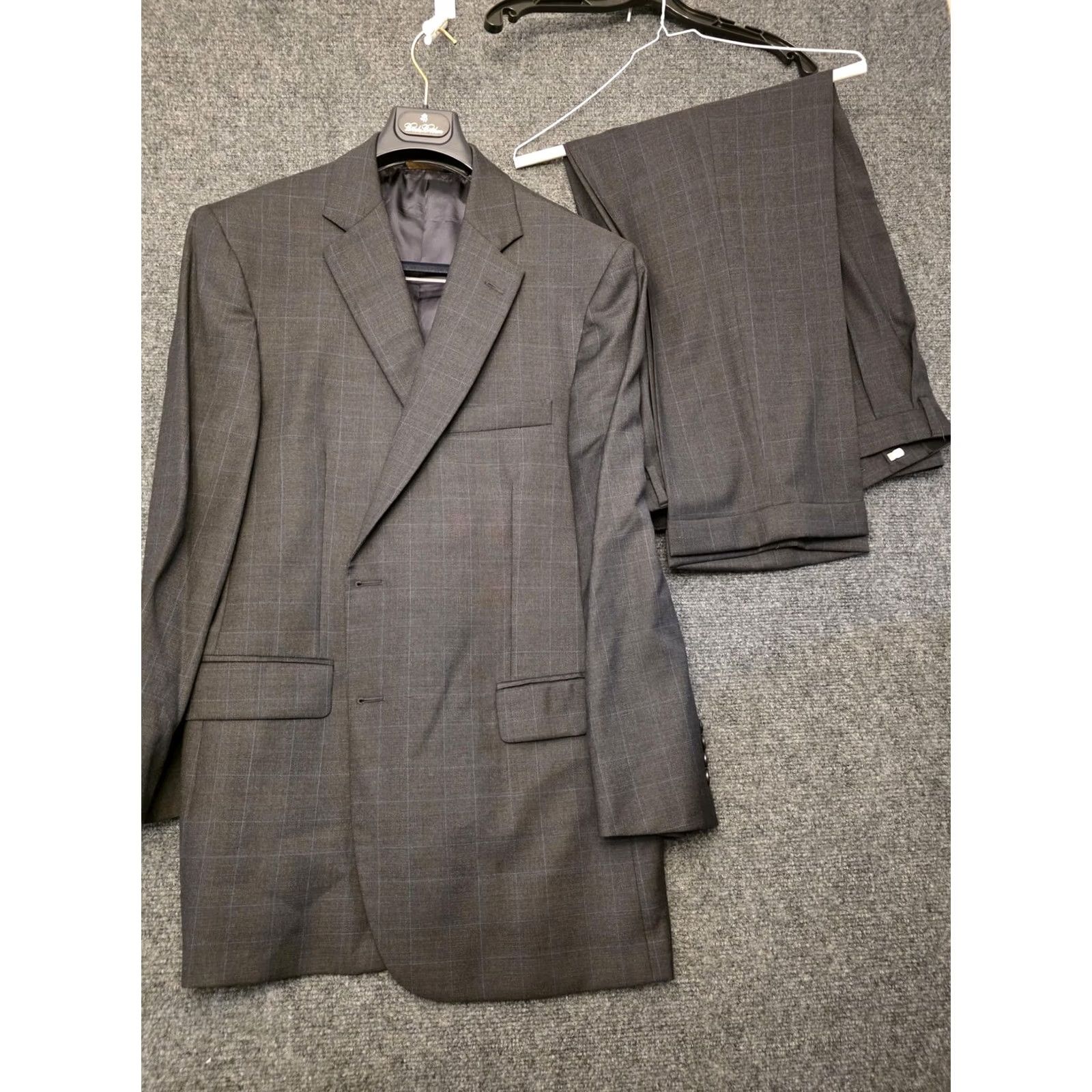 Brooks Brothers Brooks Brothers Madison Suit Mens 44 Gray Plaid 2 Piece Jacket Pants Italy Wool 39x29 Regular Notch Lapel Four-Button Cuffed Size 44R - 2 Thumbnail