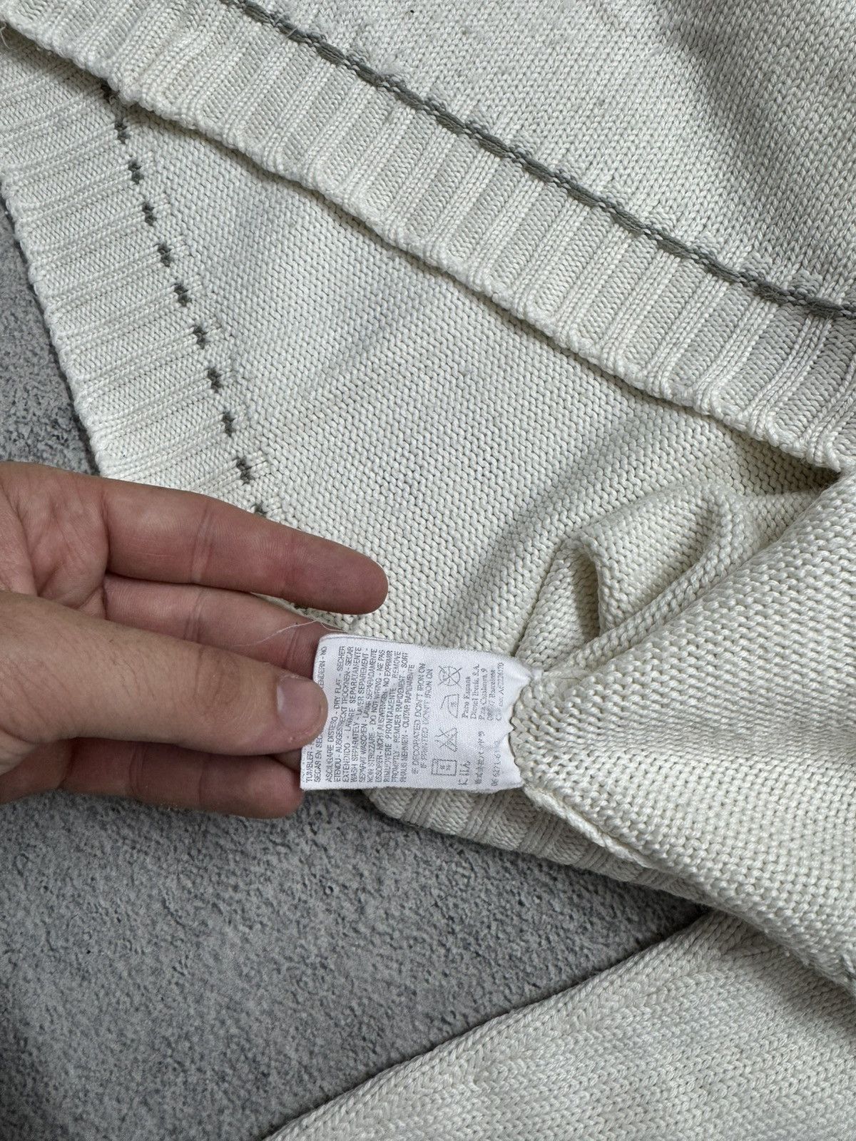 Diesel Vintage Y2k Diesel Center Logo Knited Sweater Size US L / EU 52-54 / 3 - 10 Thumbnail