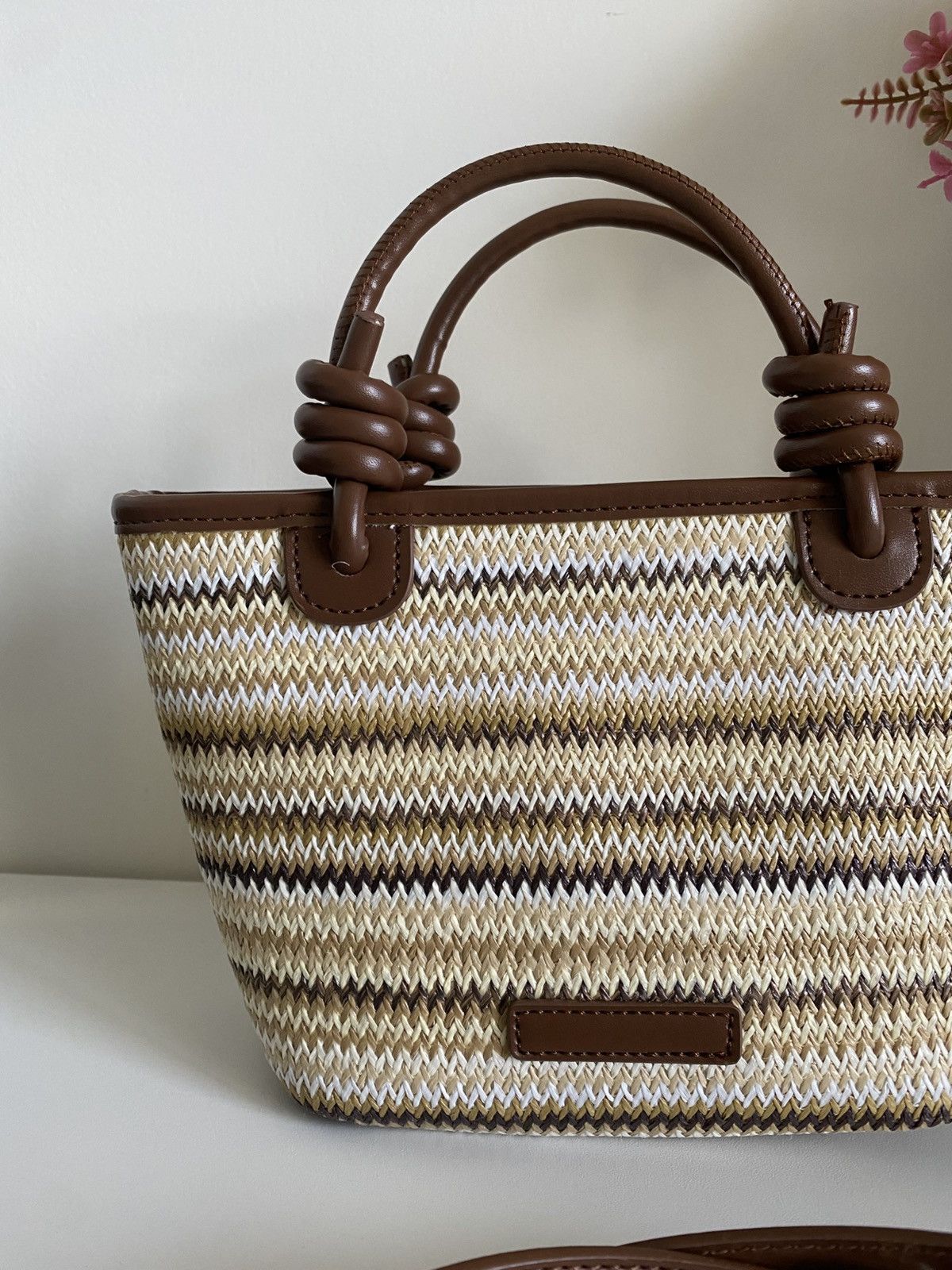 Other Women’s stylish beige handwoven Tote crossbody shoulder Bag Size ONE SIZE - 3 Thumbnail
