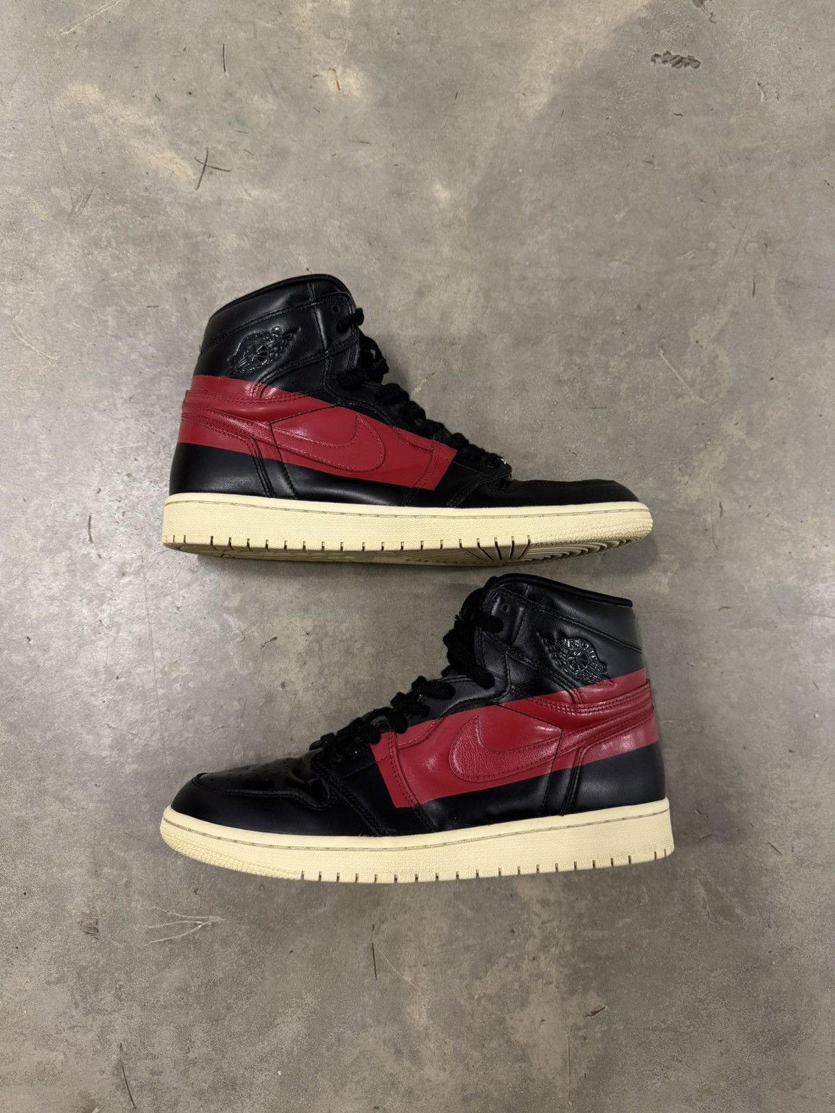 Jordan Brand Jordan 1 Retro High OG Couture Size 10 Size US 10 / EU 43 - 2 Thumbnail