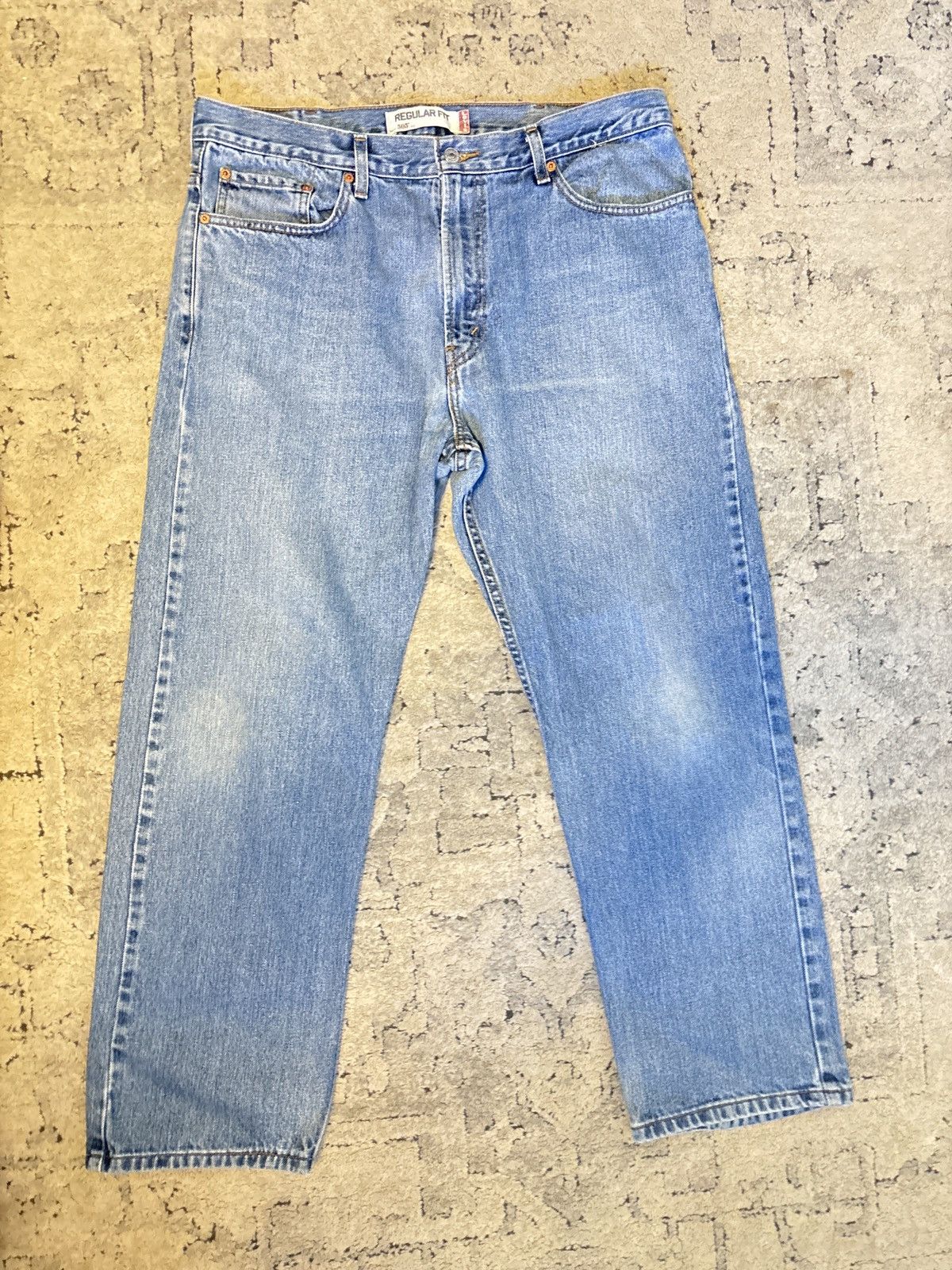 Levi's 38x30 Levi’s Lightwash Jeans Size US 30 / EU 46 - 2 Thumbnail