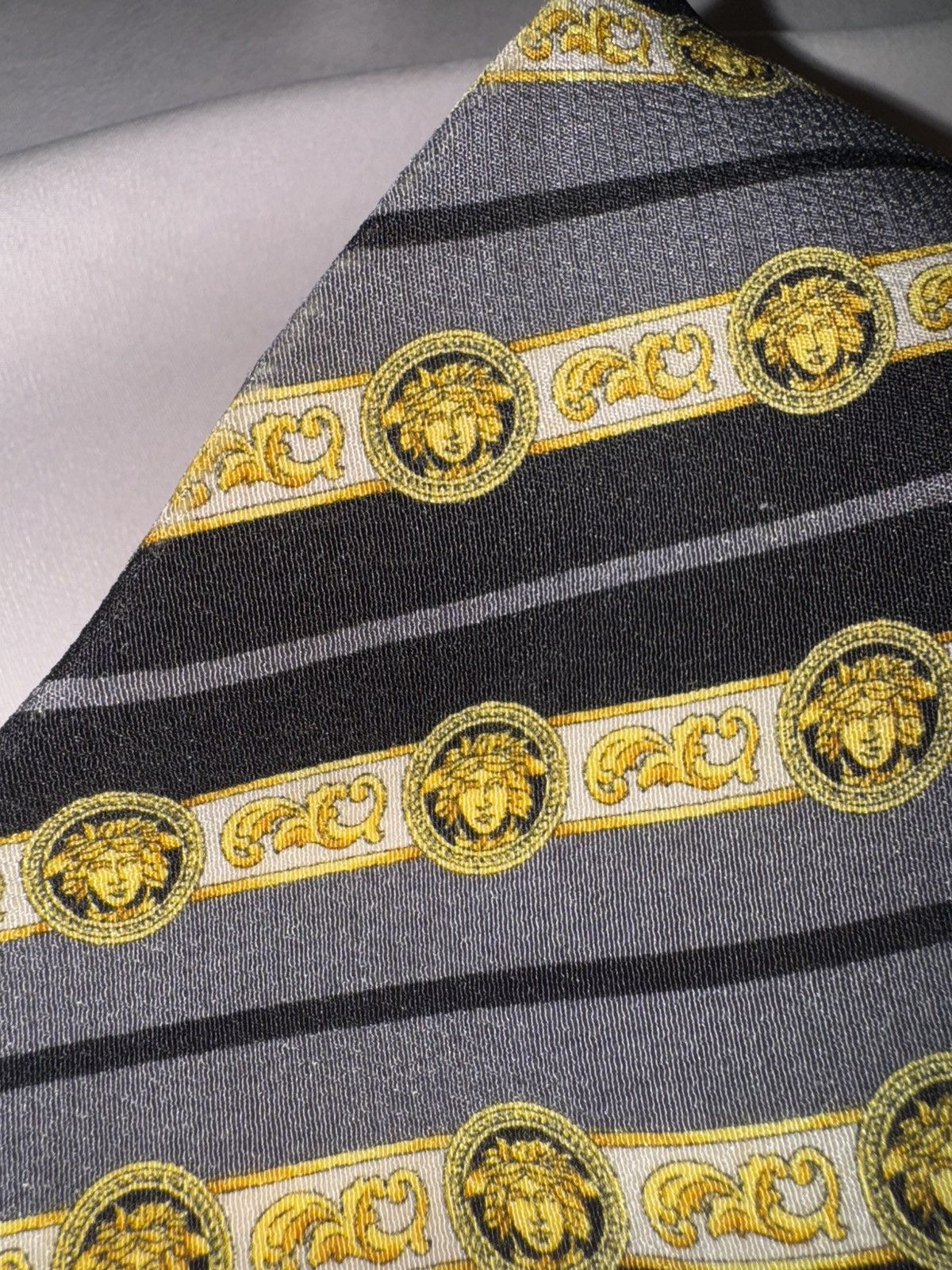 Japanese Brand × Versace × Vintage Gianni Versace Classic Style Neck Tie Vintage 90s Size ONE SIZE - 6 Thumbnail