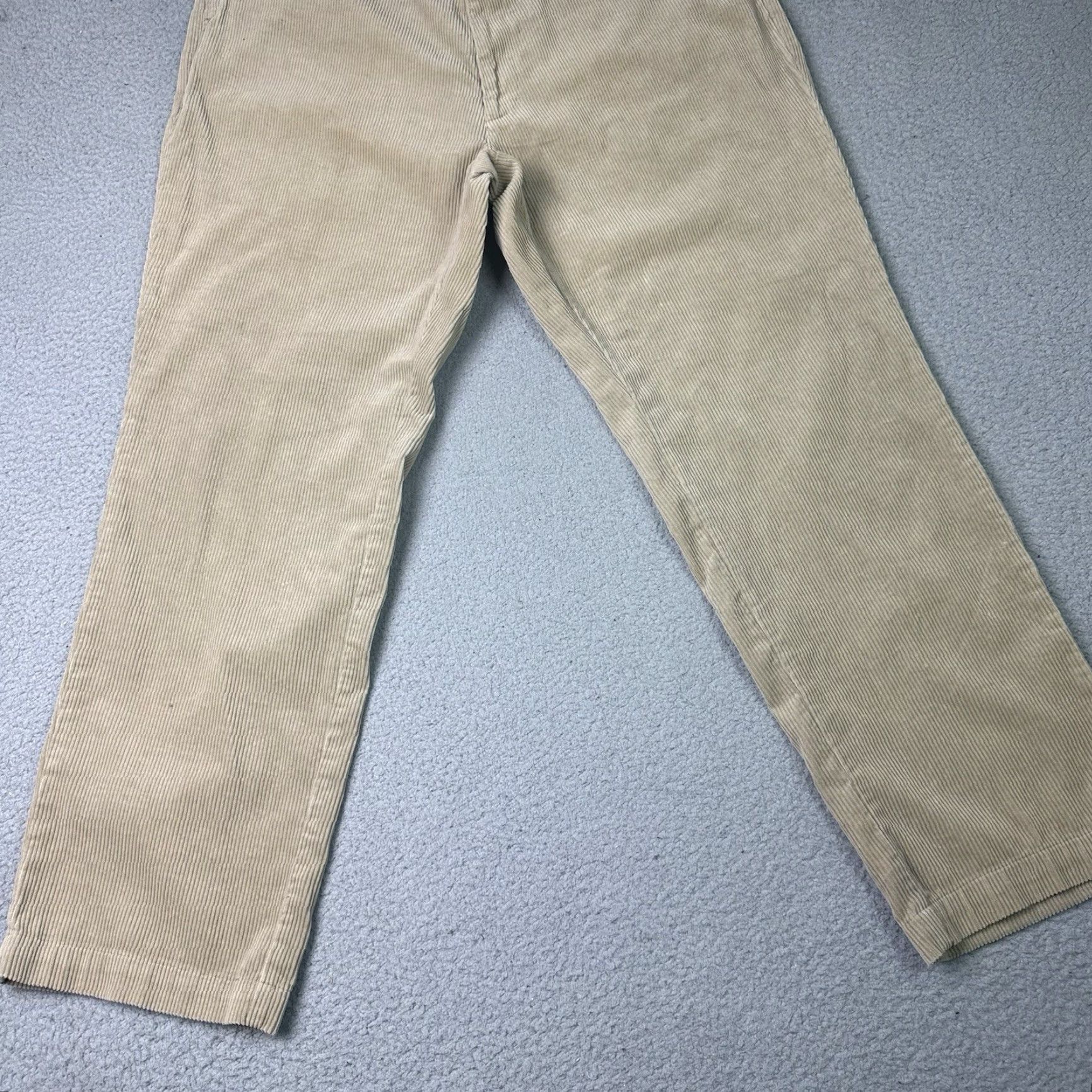 Polo Ralph Lauren VINTAGE Polo Ralph Lauren Corduroy Pants Beig﻿e 40x32 Regular Wide Leg Mens Polo Ralph Lauren Pants Size US L / EU 52-54 / 3 - 4 Thumbnail