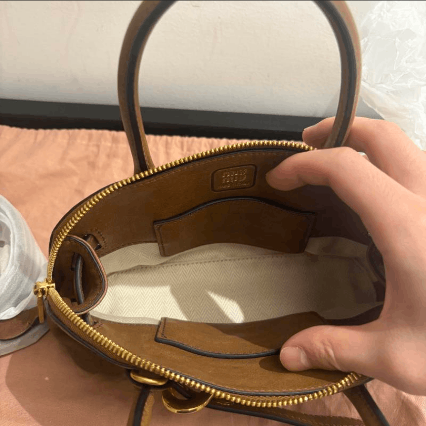 Miu Miu Miu Miu Nappa Leather Handbag, Embossed Logo Closure Size ONE SIZE - 4 Thumbnail