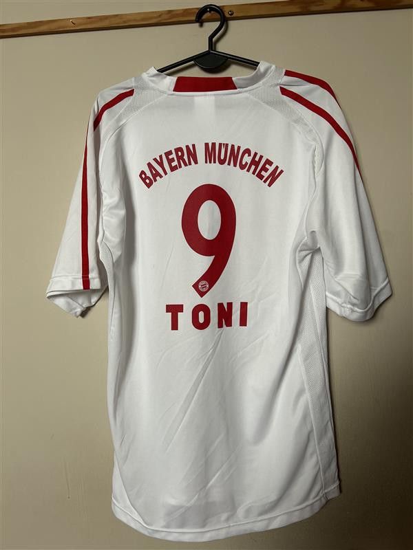 Other BAYERN MUNICH #9 TONI 2008 - 2009 XL/2XL - UNIQUE Size US XL / EU 56 / 4 - 1 Thumbnail