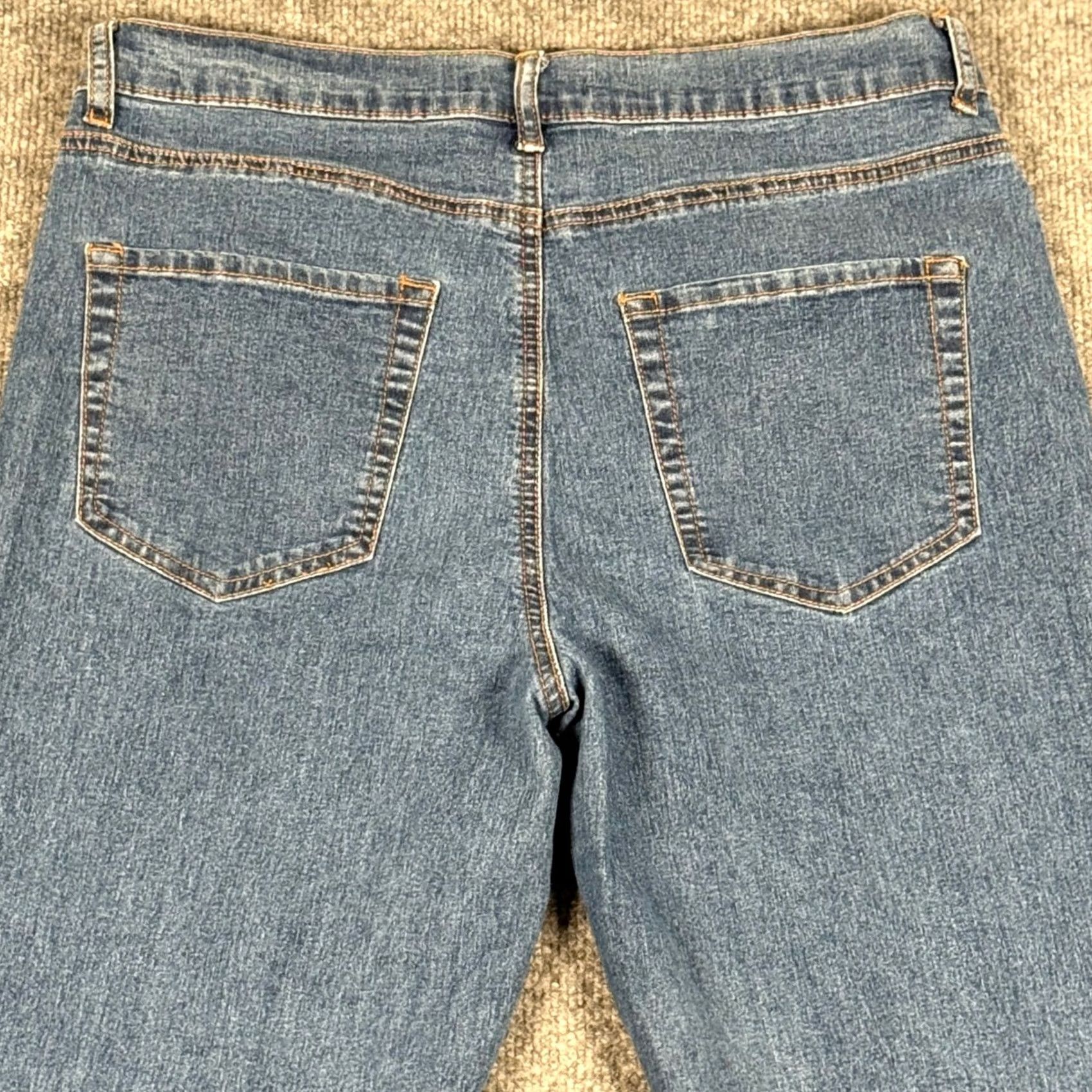 Forever 21 FOREVER 21 Jeans Blue Wash High Rise Straight Leg 31 Inseam 26.5 in 5-Pocket Denim Pants Women XS-XL? Size 24" / US 00 / IT 34 - 6 Thumbnail