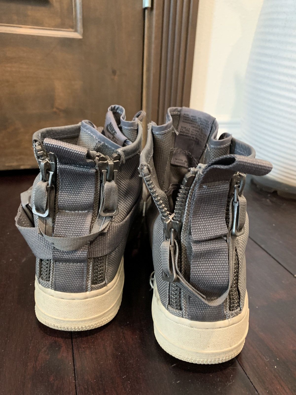 Nike Nike SF Air Force 1 Mid Dark Grey Size US 10 / EU 43 - 5 Thumbnail