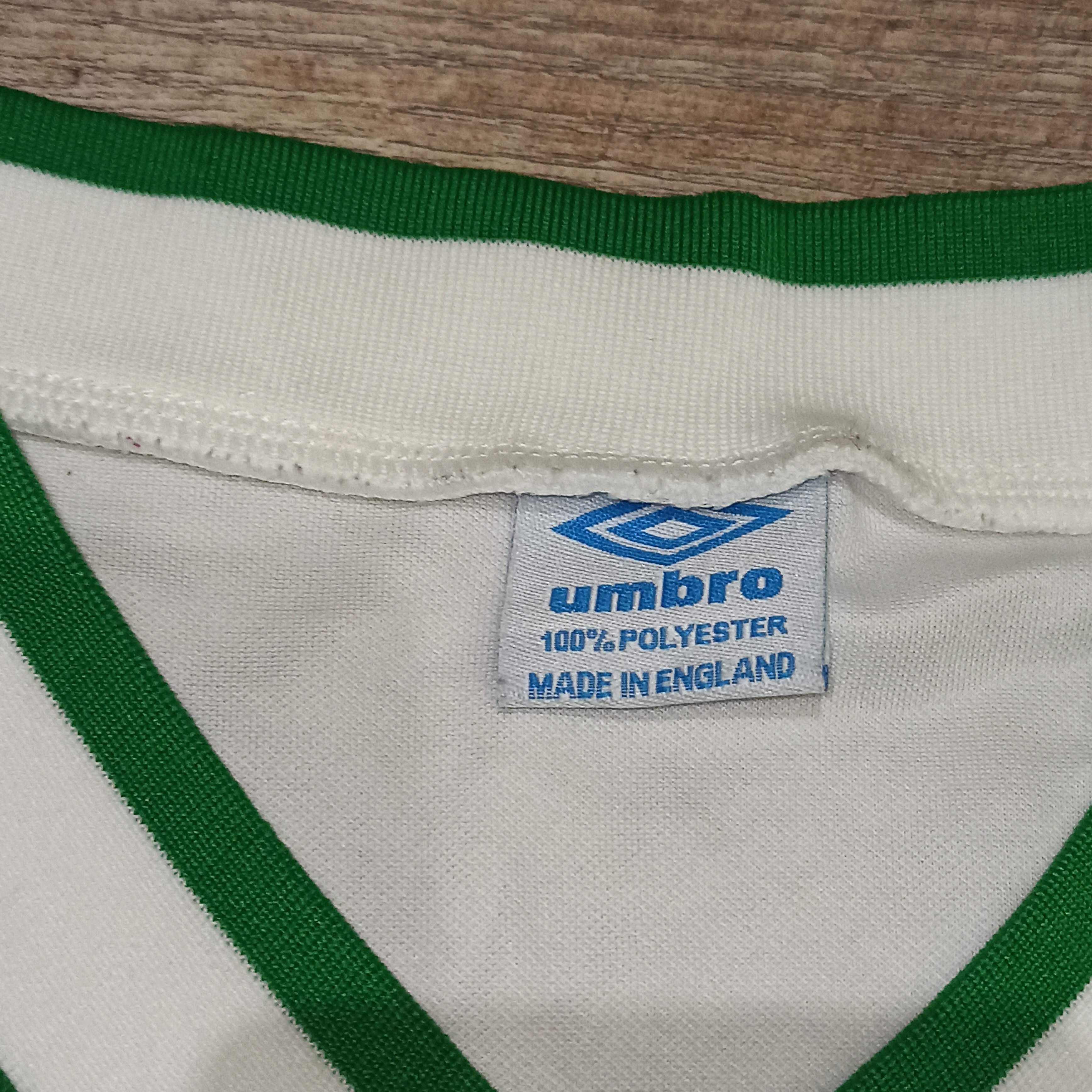 Umbro CELTIC FC 1988 / 89 SOCCER JERSEY FOOTBALL SHIRT UMBRO Size US XL / EU 56 / 4 - 6 Thumbnail
