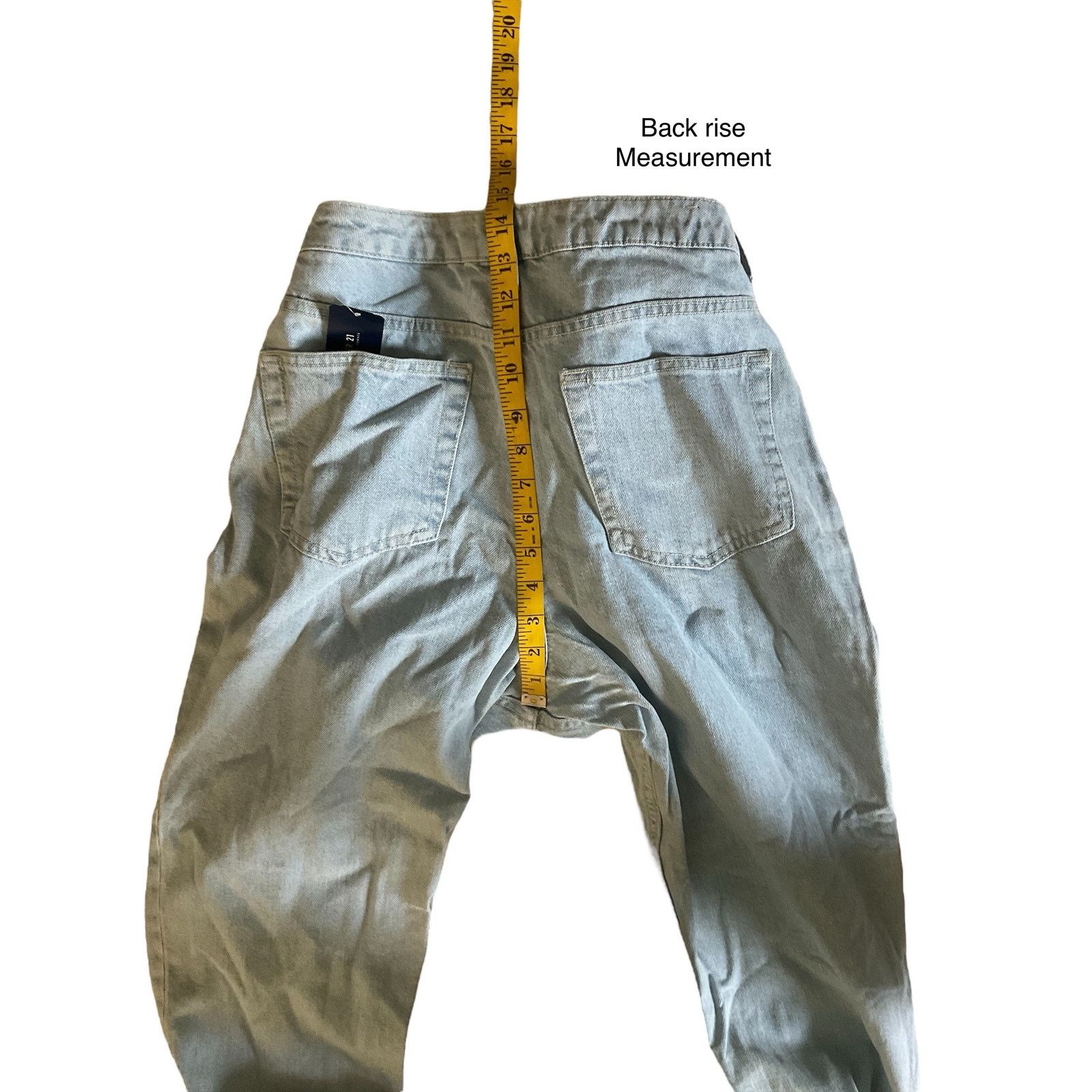 Forever 21 NWT Forever 21 Mom Fit Jeans Size 30 Size 30" / US 8 / IT 44 - 3 Thumbnail