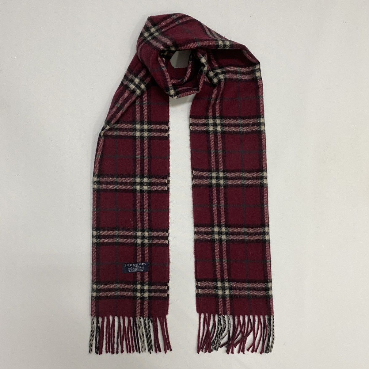 Burberry BURBERRYS SCARF MUFFLER BUR009 Size ONE SIZE - 1 Thumbnail