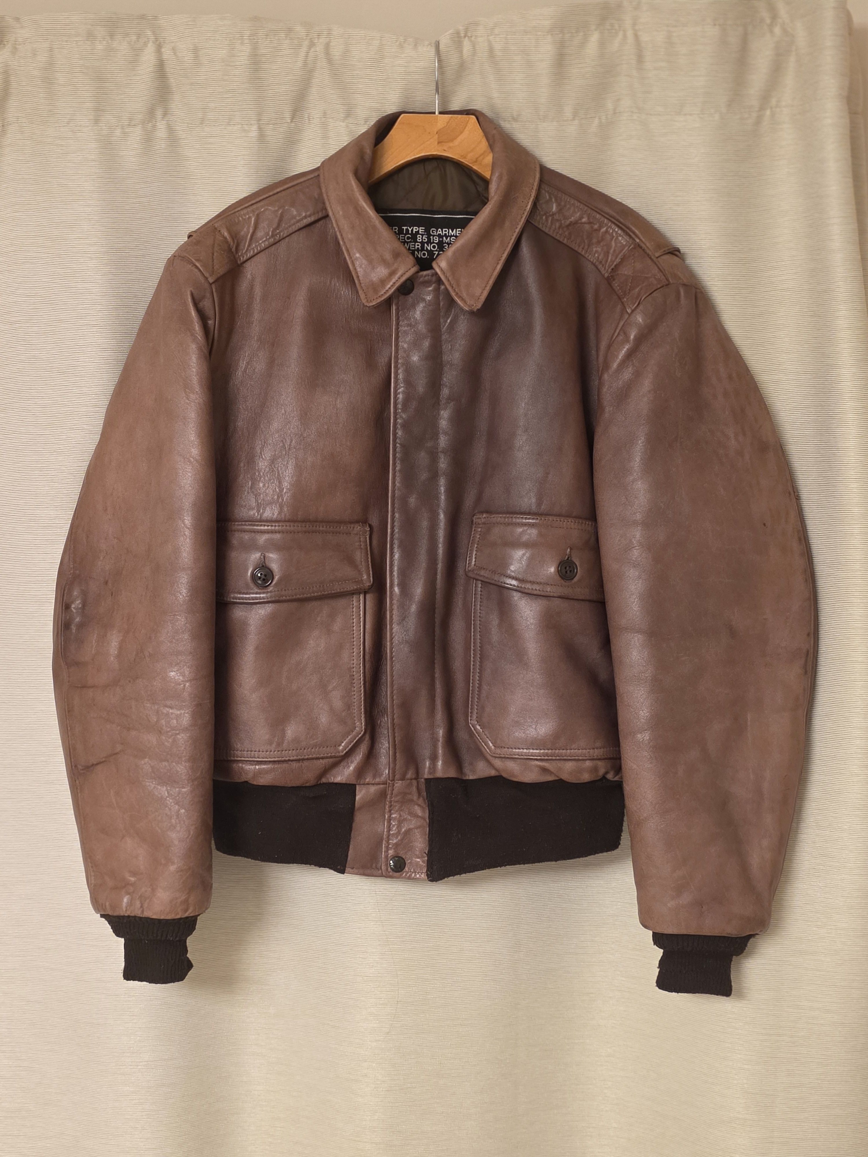 Schott Schott A-2 Leather Flight Jacket Vintage Brown USA Made Size US L / EU 52-54 / 3 - 1 Thumbnail