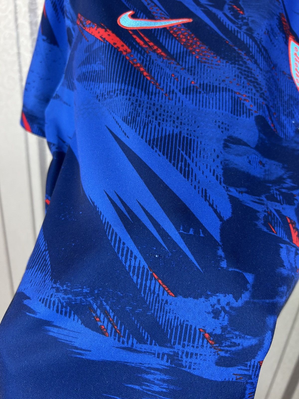 Nike Nike England 2022/2023 Jersey Size S Size US S / EU 44-46 / 1 - 9 Thumbnail
