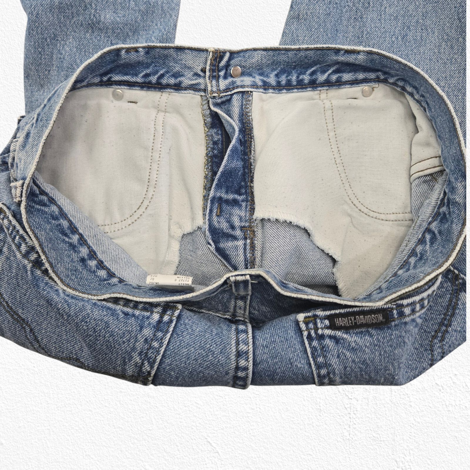 Harley Davidson 2002 Harley-Davidson Bootcut Jeans Light Wash Size 10R Size 32" / US 10 / IT 46 - 8 Thumbnail
