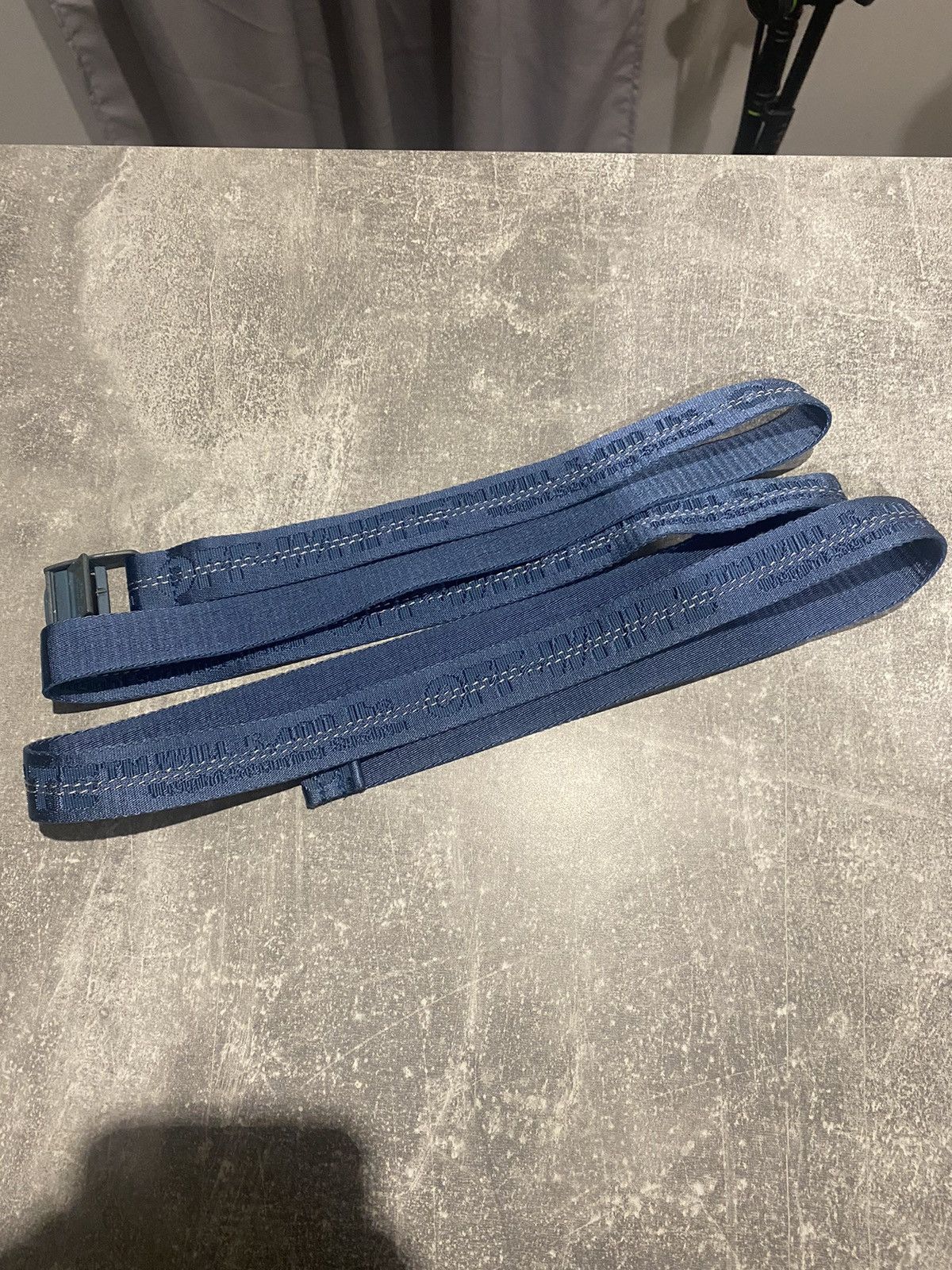 Off-White Off-White Industrial Belt Navy Size ONE SIZE - 1 Thumbnail