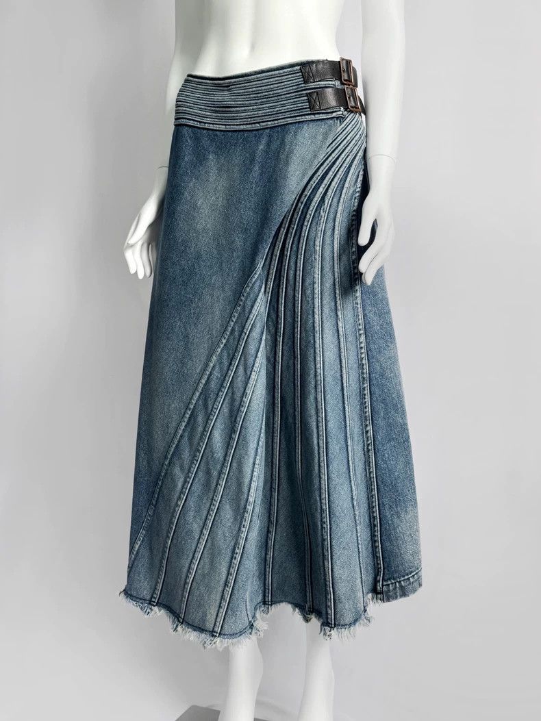 Junya Watanabe Junya watanabe size m denim Half Skirt Size 25" / US 0 / IT 36 - 2 Thumbnail