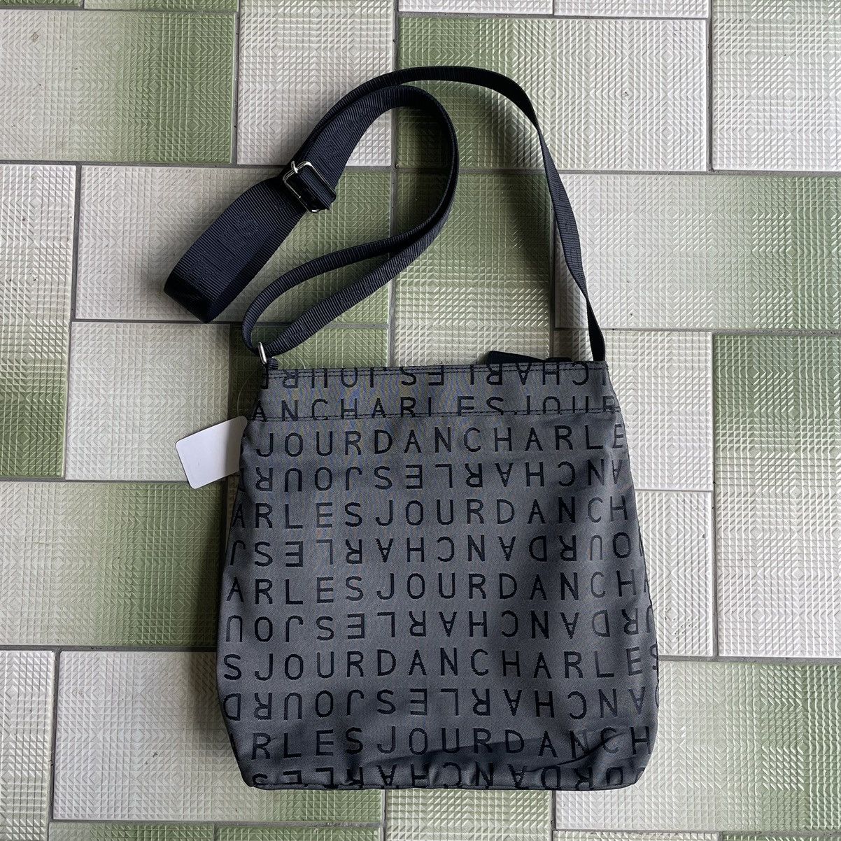 Charles Jourdan × Designer CHARLES JOURDAN FULL PRINT SLING BAG Size ONE SIZE - 5 Thumbnail