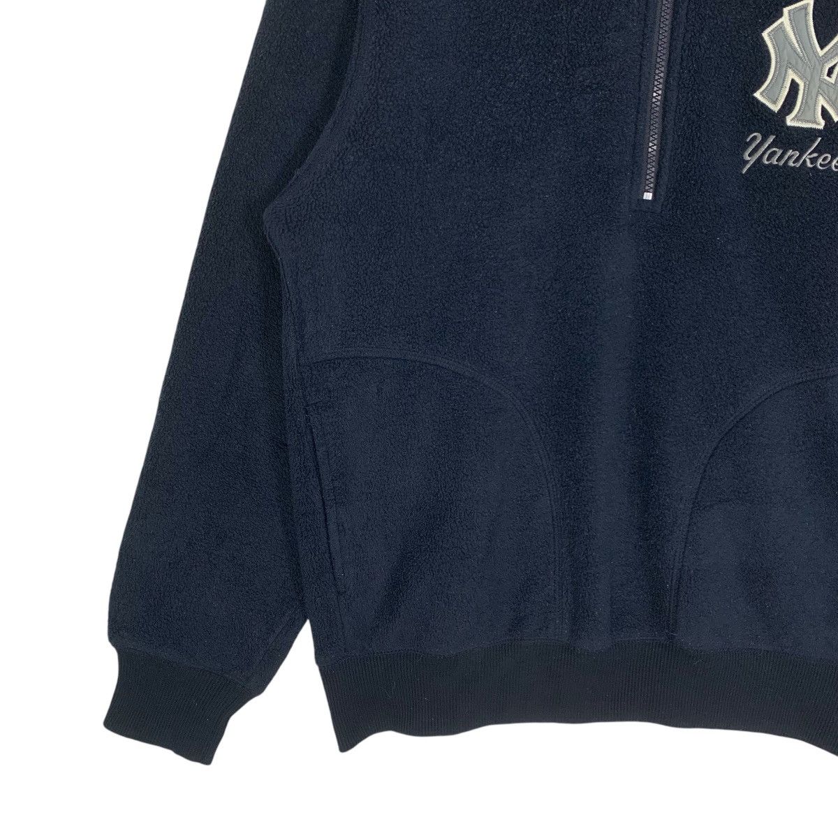 MLB New York Yankees MLB Sportswear Uniqlo JapaneseBrand Fleece Size US M / EU 48-50 / 2 - 5 Thumbnail