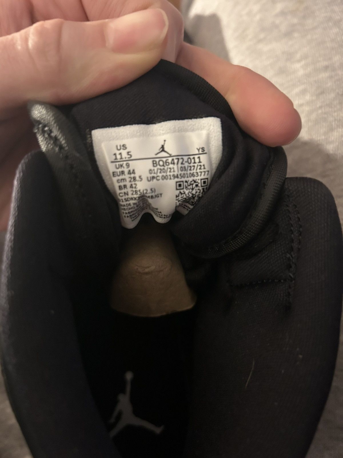 Jordan Brand Black and white Jordans Size US 11.5 / IT 41.5 - 6 Thumbnail