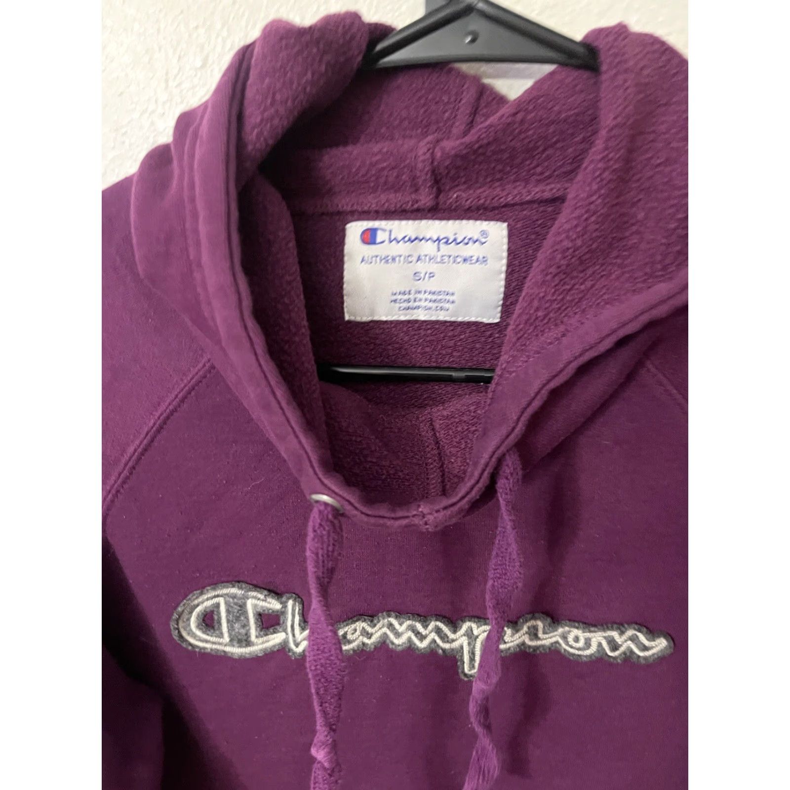 Champion Champion Hoodie Adult Small Purple Long Sleeve Spellout Logo Pullover Size S / US 4 / IT 40 - 2 Thumbnail