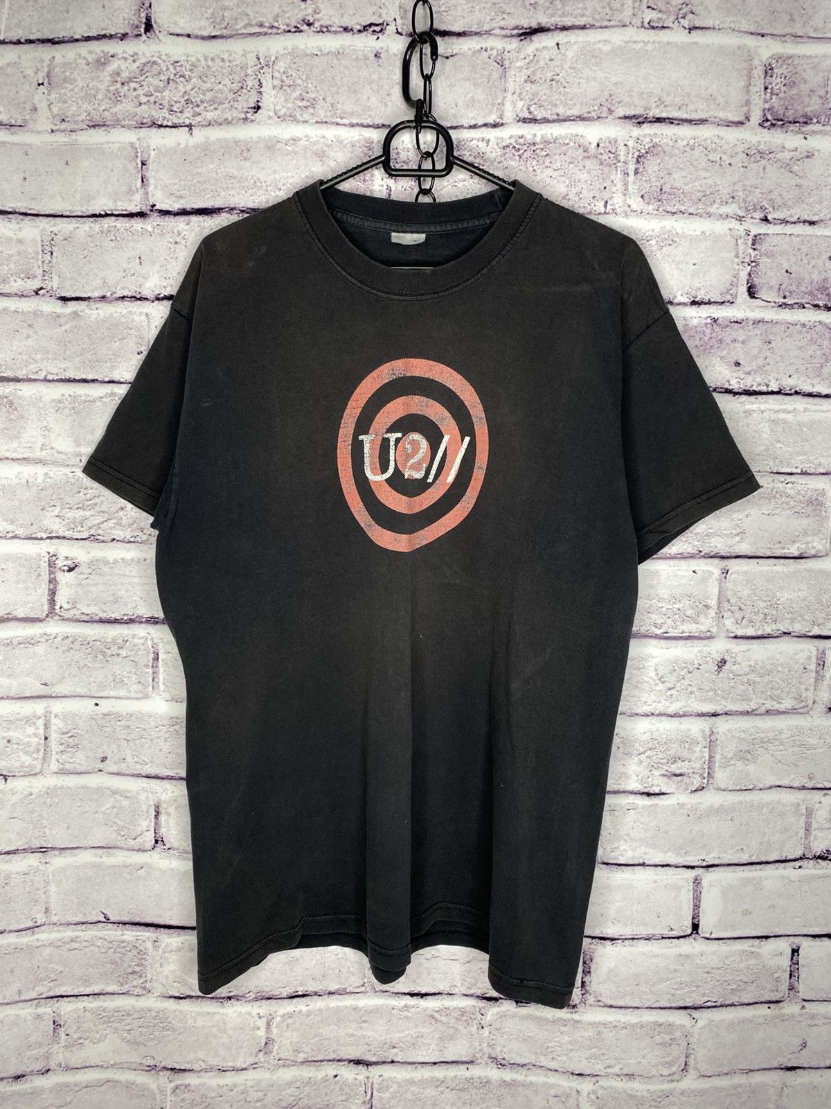 Band Tees Men's Vintage 2004 T-Shirt U2 To Dismantle An Atomic Bomb Size US L / EU 52-54 / 3 - 2 Thumbnail