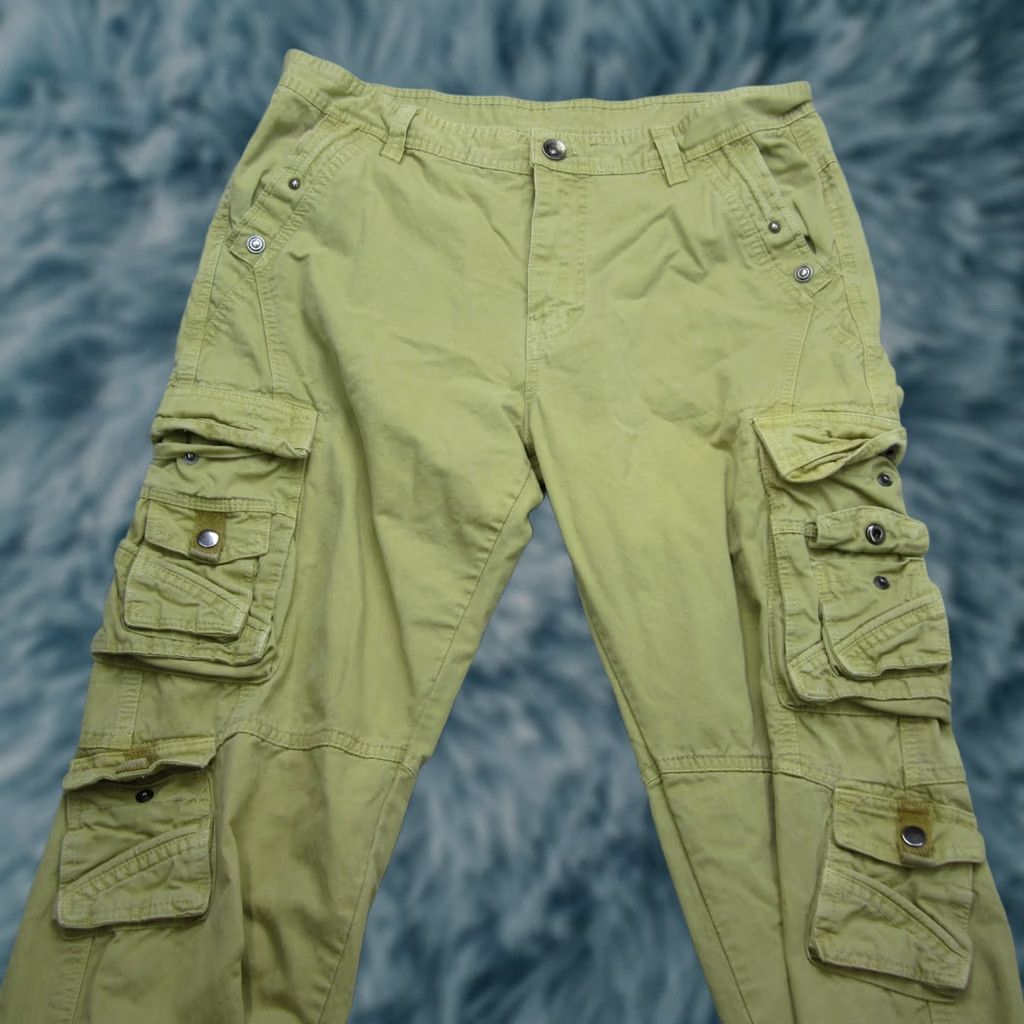 Vintage VINTAGE Junye Jeans Men 38 Cargo Tactical Pockets Military Paratrooper Utility Y2K Pants Cargo Shirt? Size US 32 / EU 48 - 1 Thumbnail