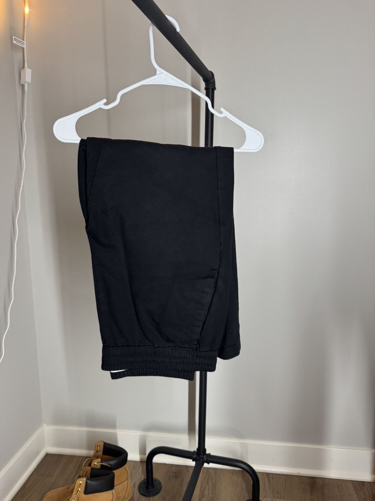 Elwood Elwood cropped pant Size US 34 / EU 50 - 1 Thumbnail