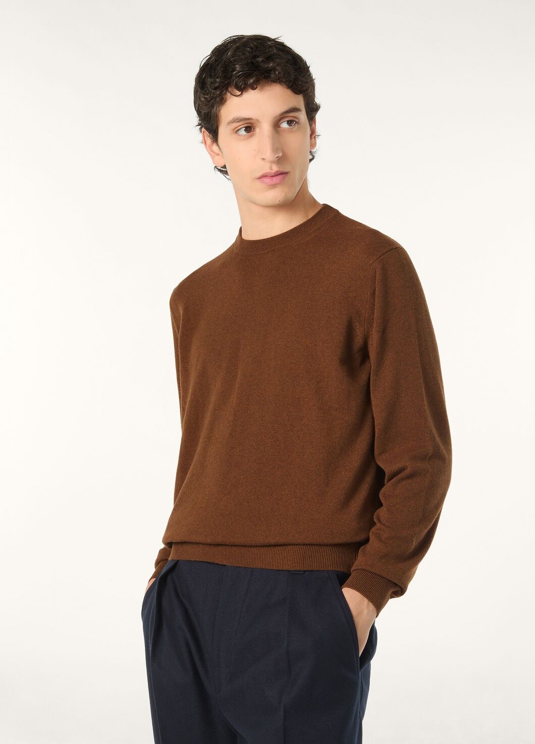 Loro Piana o1w1db10725 FAN1201 Classic Crewneck Sweater in Brown Size US M / EU 48-50 / 2 - 4 Thumbnail