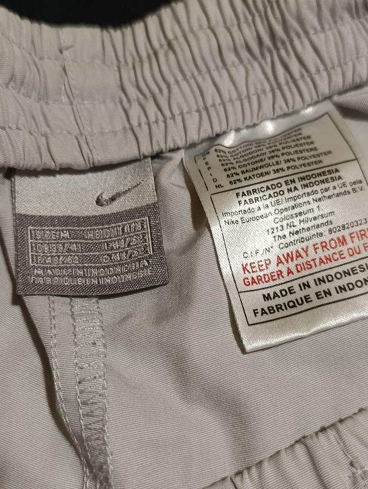 Nike Original Nike Y2K Vintage Baggy Shorts – Rare Gold Label, M Size US 26 / EU 42 - 2 Thumbnail