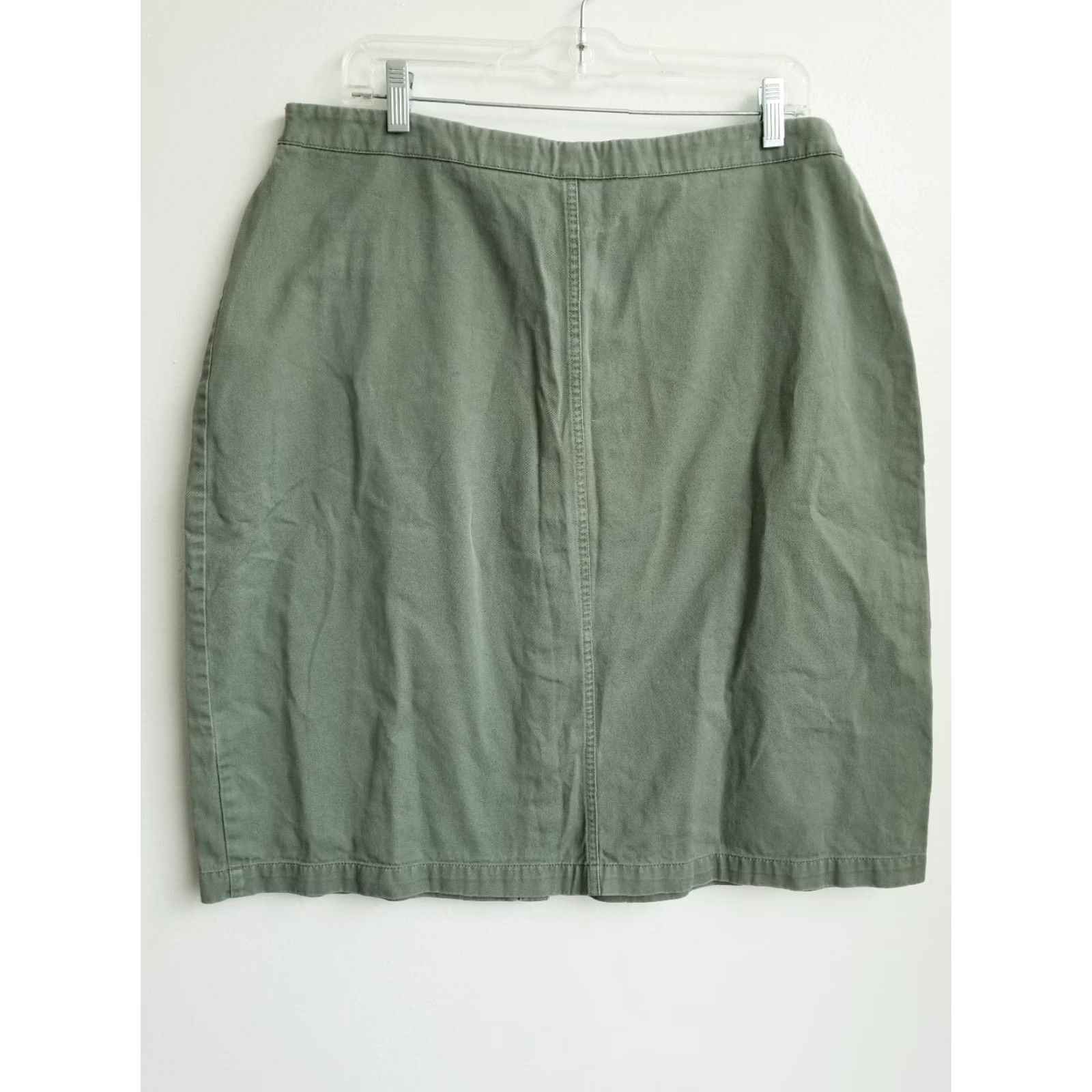 Basic Editions Basic Editions Army Green Button Down Size 18 Skirt Pencil Straight Size 40" / US 18 - 4 Thumbnail