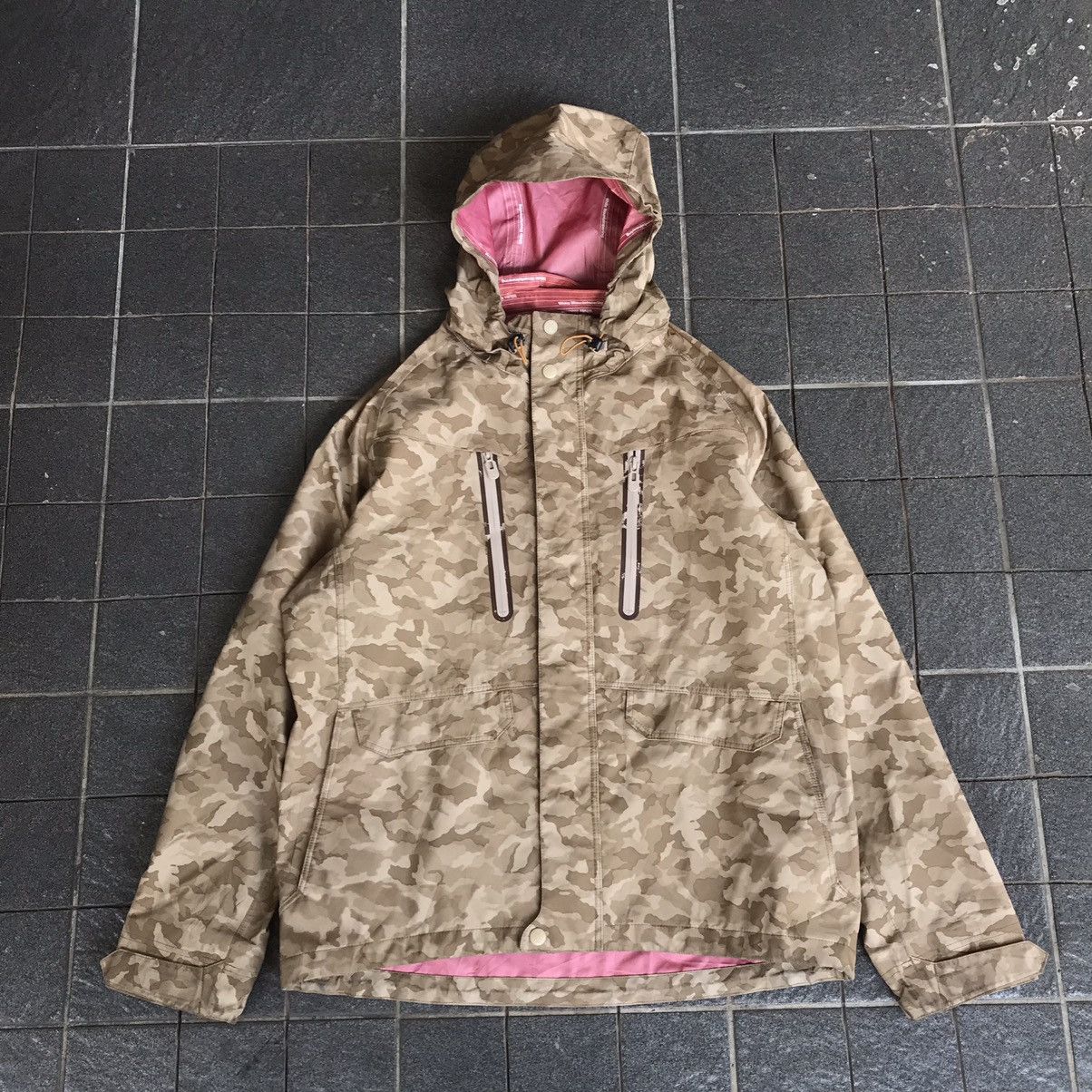 Japanese Brand × White Mountaineering White Mountaineering mountain Parka Camo Jacket AW2009 Size US S / EU 44-46 / 1 - 1 Thumbnail