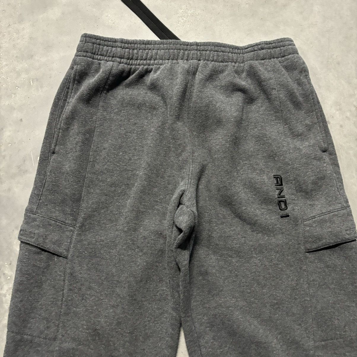 Japanese Brand × Vintage Crazy Vintage Y2K/2000s Dark Grey Skater Cargo Essential Sweatpants! Size US 32 / EU 48 - 4 Thumbnail