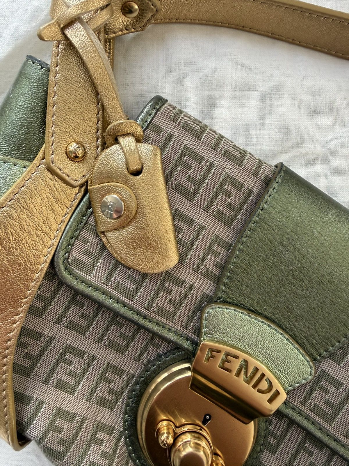 Fendi Fendi Croissant Vintage Size ONE SIZE - 4 Thumbnail