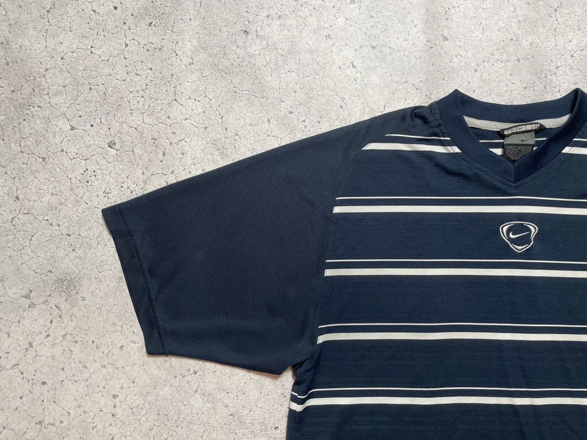 Nike × Vintage Vintage Striped Nike T-Shirt Center Swoosh Drill Y2K Size US M / EU 48-50 / 2 - 3 Thumbnail