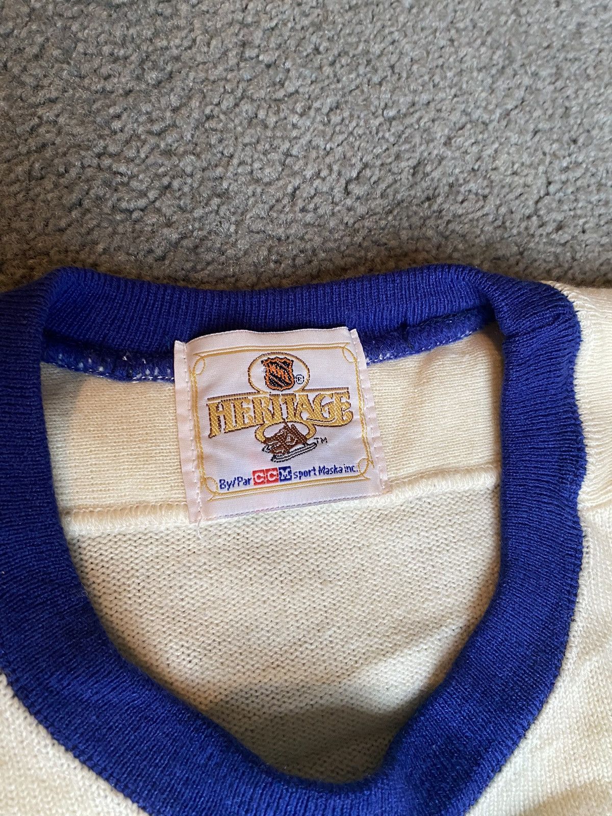 Ccm × NHL × Vintage Vintage CCM 1950s Knitted Toronto Maple Leafs Jersey Size US XL / EU 56 / 4 - 5 Thumbnail