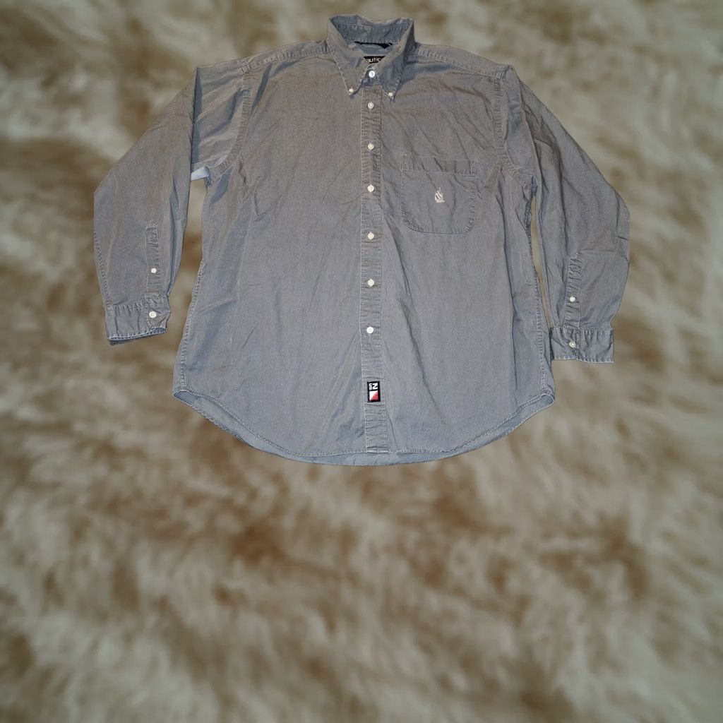 Nautica VINTAGE Nautica Shirt Mens XL Gray Button Down Men Long Sleeve Embroidered Y2K Size US XL / EU 56 / 4 - 1 Thumbnail